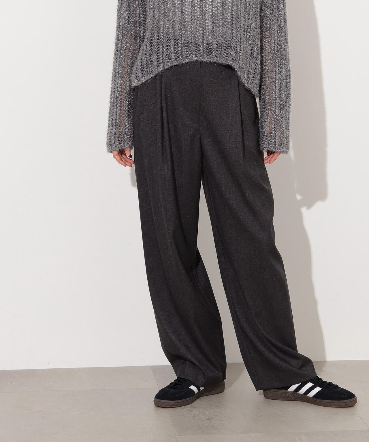 【岸本セシルさん着用】リラックスタックワイドパンツ