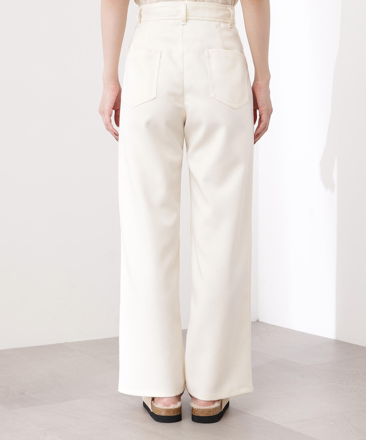 【岸本セシルさん着用】ベーシックツイルワイドパンツ