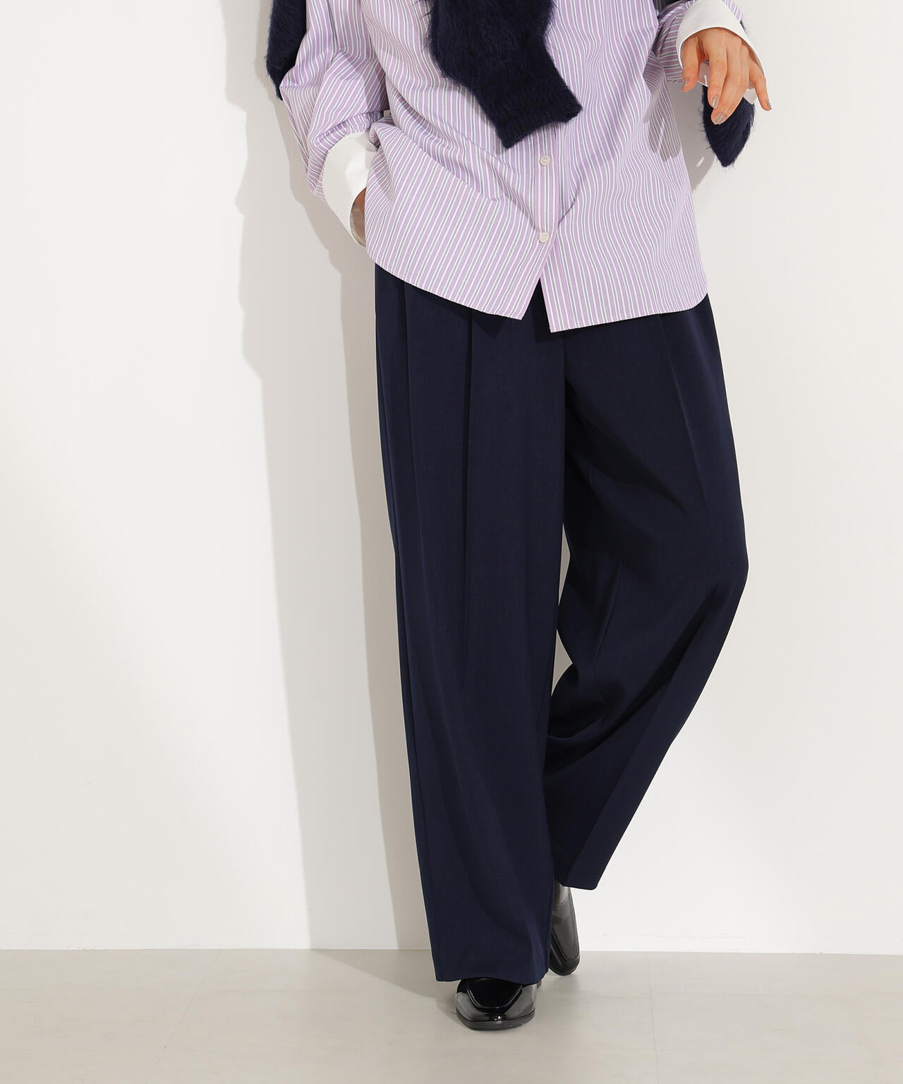 ツータックワイドパンツ