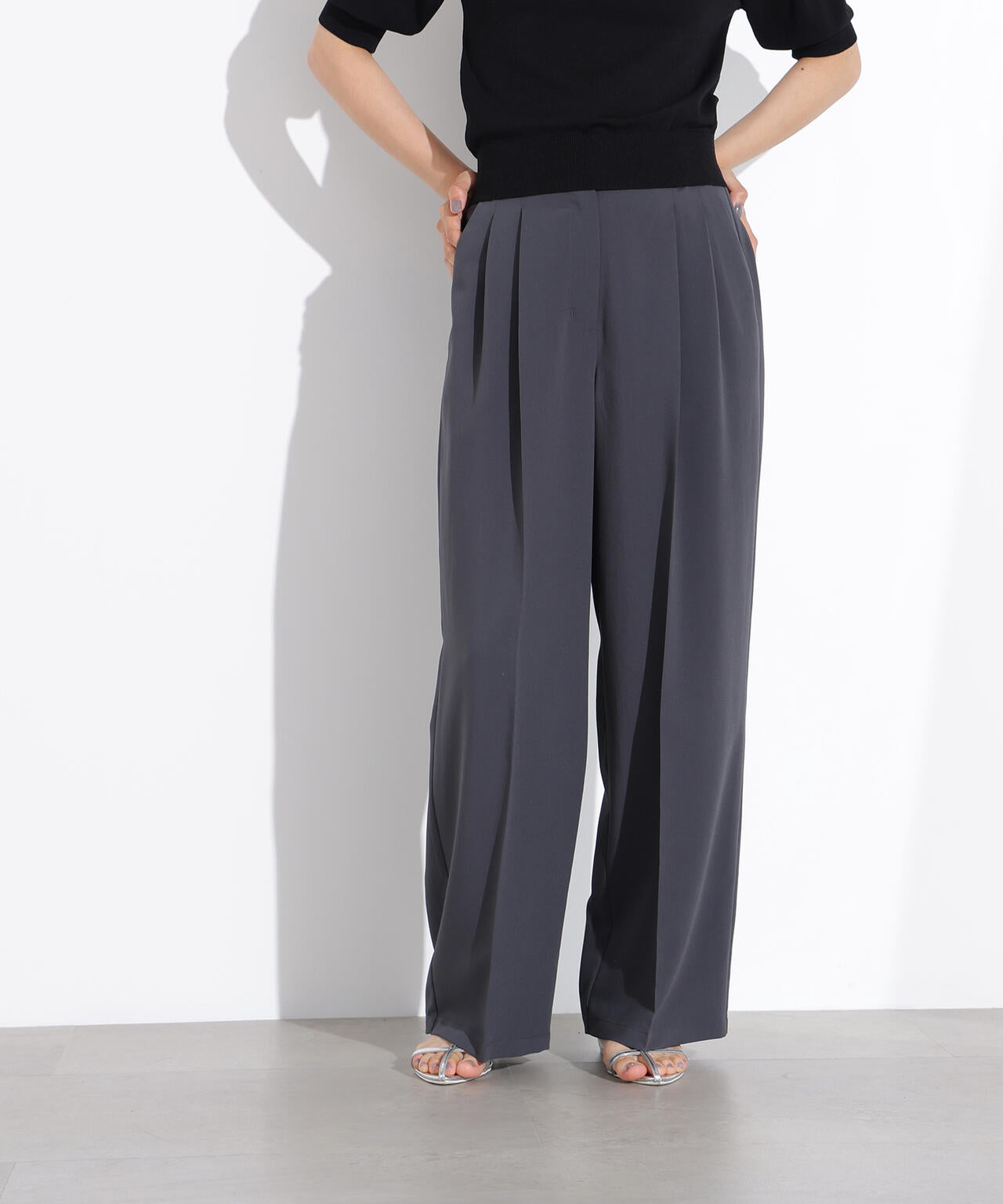 ドライタッチツータックワイドパンツ | N. Natural Beauty Basic