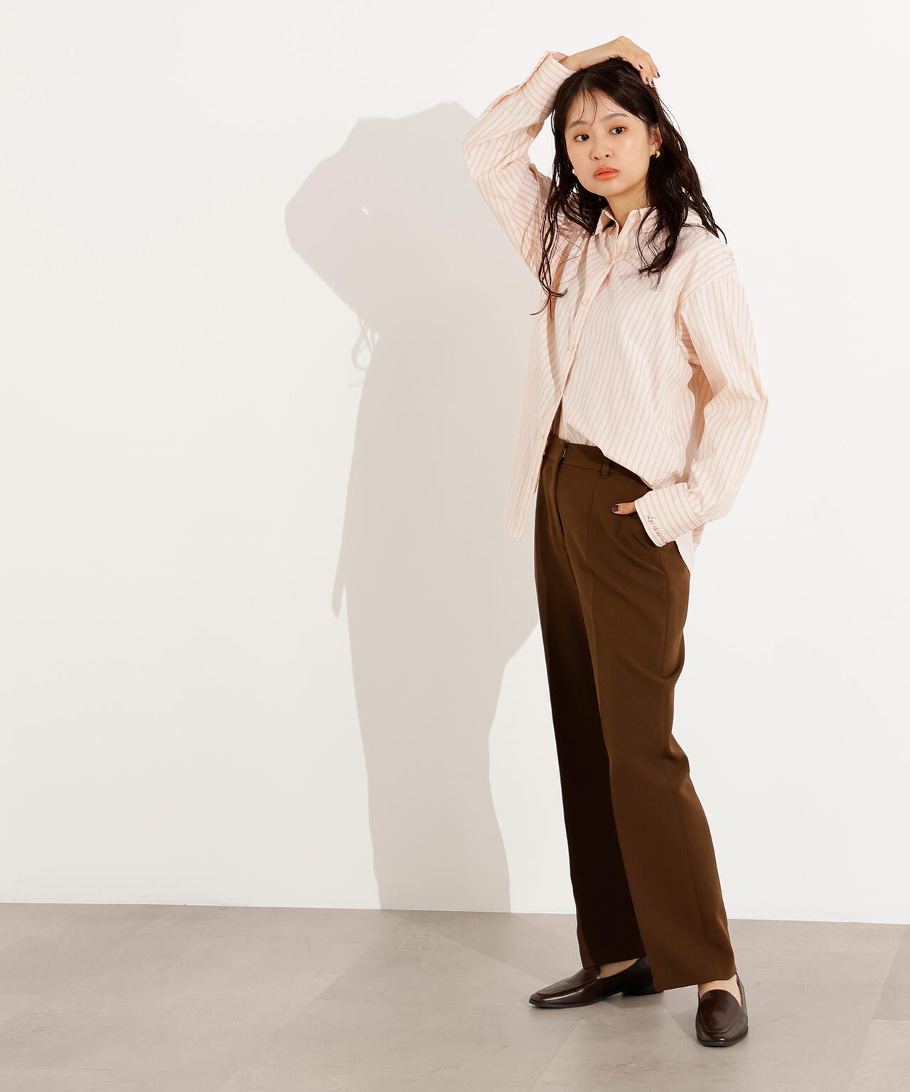 ベーシックストレートパンツ