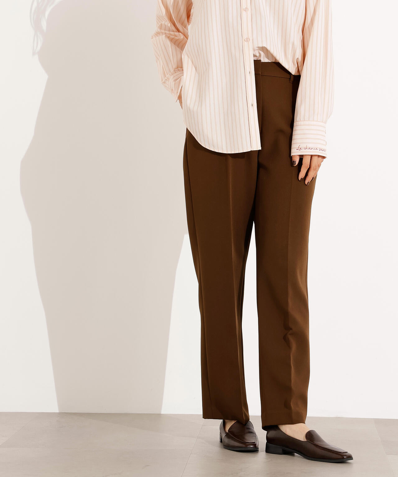 ベーシックストレートパンツ