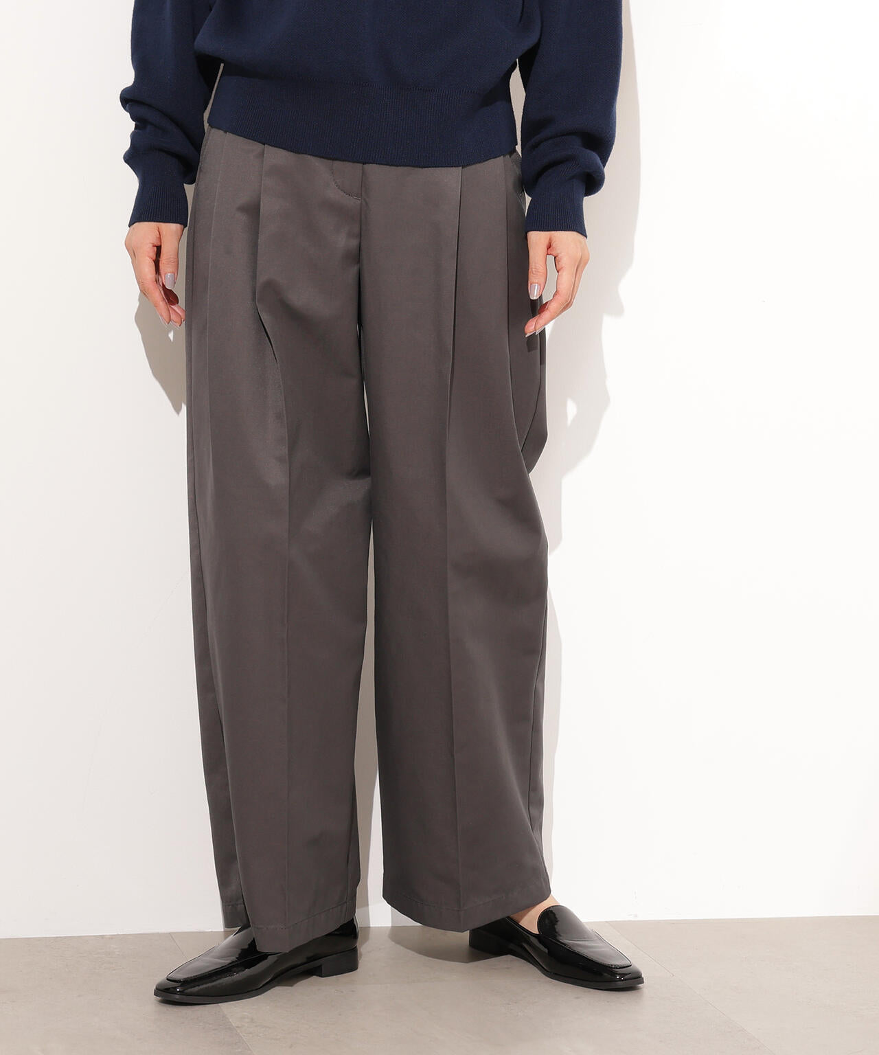 ツータックツイルパンツ