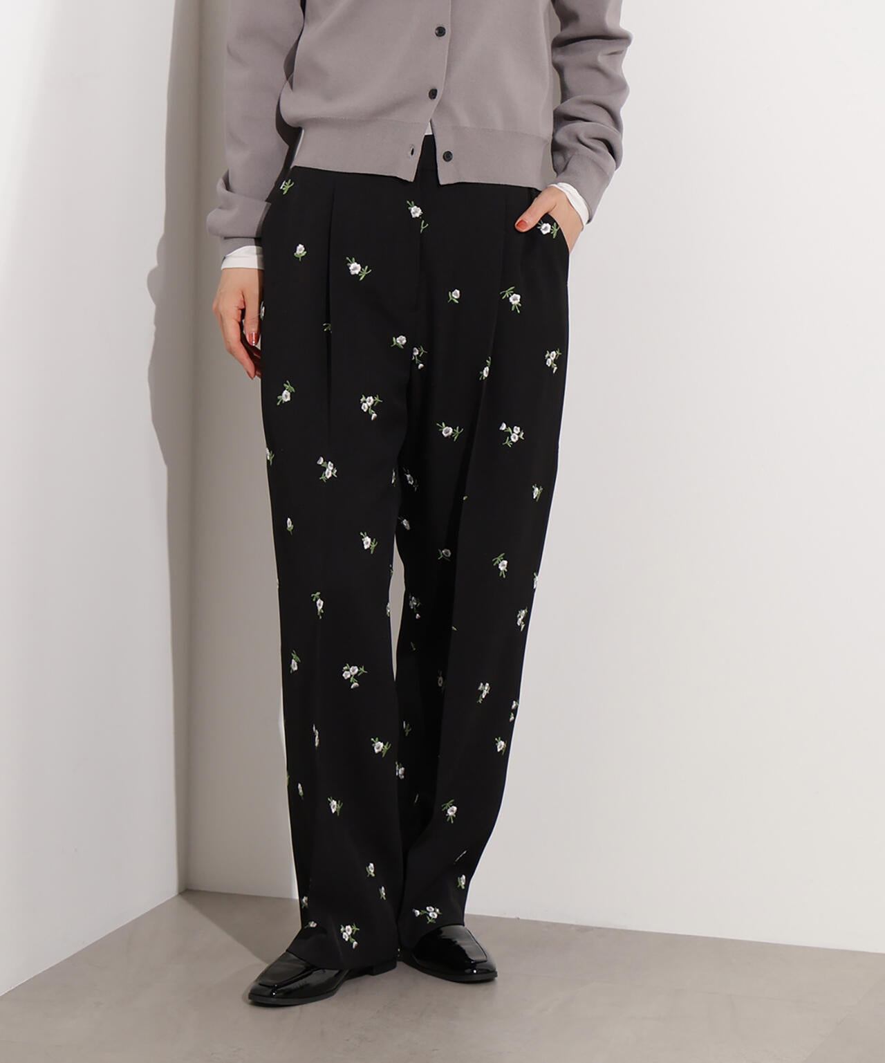 ☆美品☆BRGD　エンブロイダリー　ナイロンパンツ　ブラック　Mサイズ ☆美品☆BRGDエンブロイダリーナイロンパンツブラックMサイズ