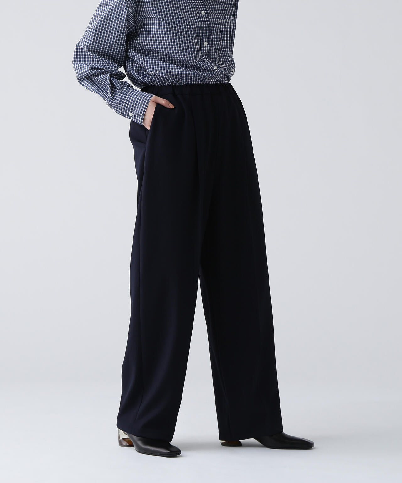 【365ユーティリティー】洗えてシワになりづらいストレッチギャバセットアップ パンツ