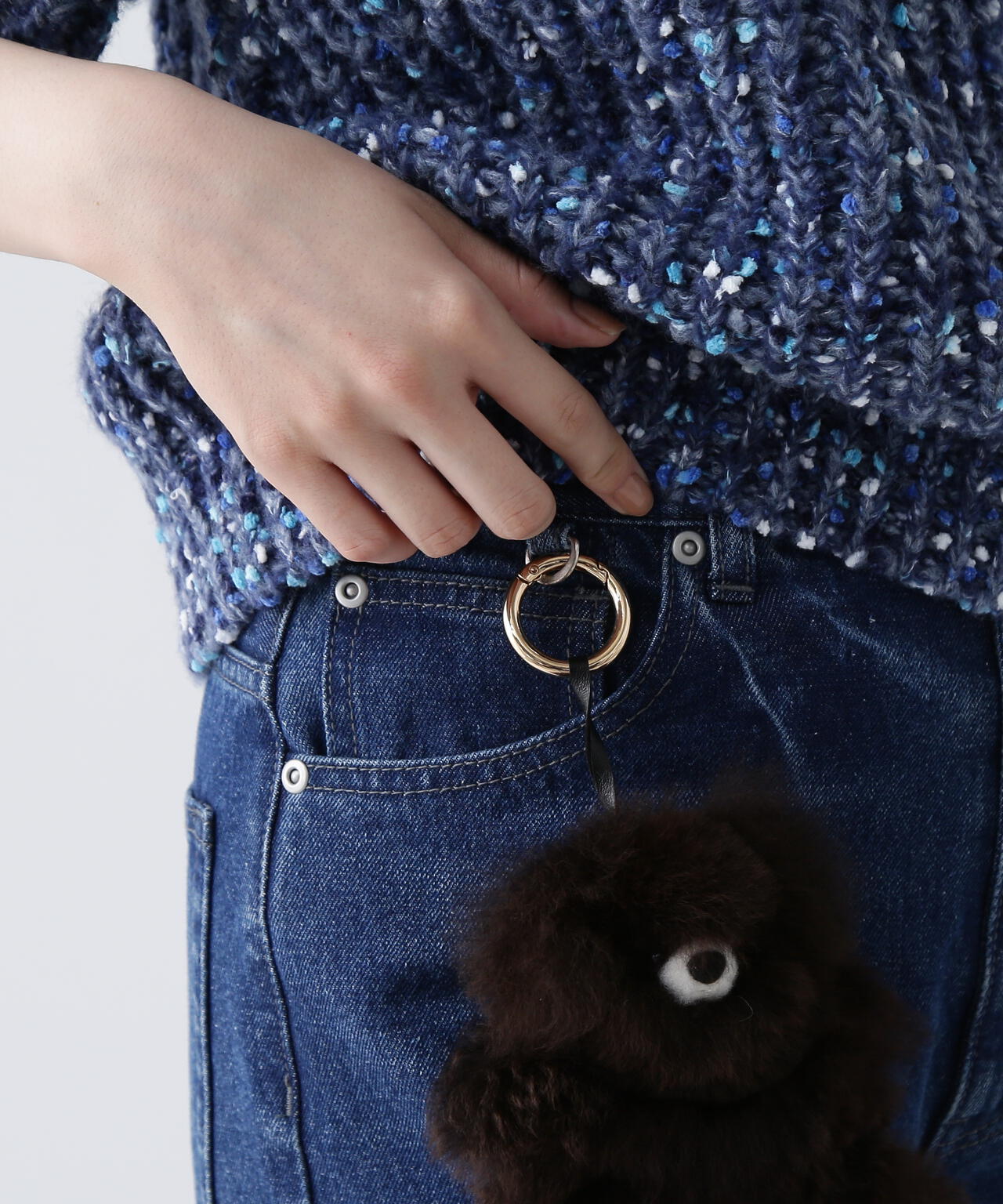 美品 23SS ボッテガヴェネタ ロールアップ センタープレス デニムパンツ36 美品 23SS ボッテガヴェネタ ロールアップ センタープレス デニム