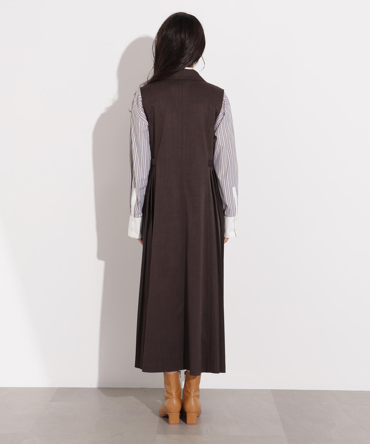 サイドプリーツテーラージャンスカ