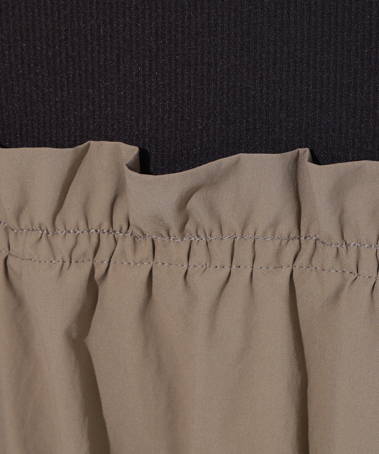 ドロストコードドッキングワンピース長袖