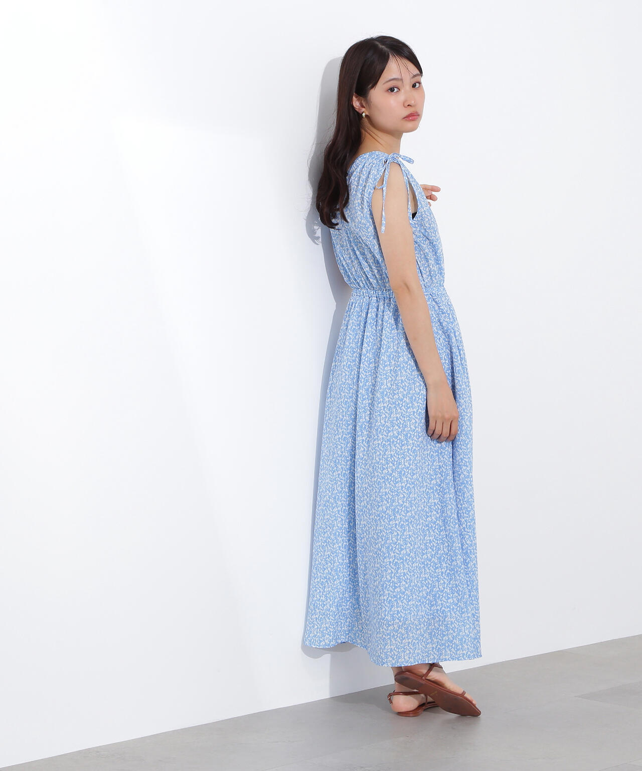 フラワープリントノースリーブワンピース | N. Natural Beauty Basic 