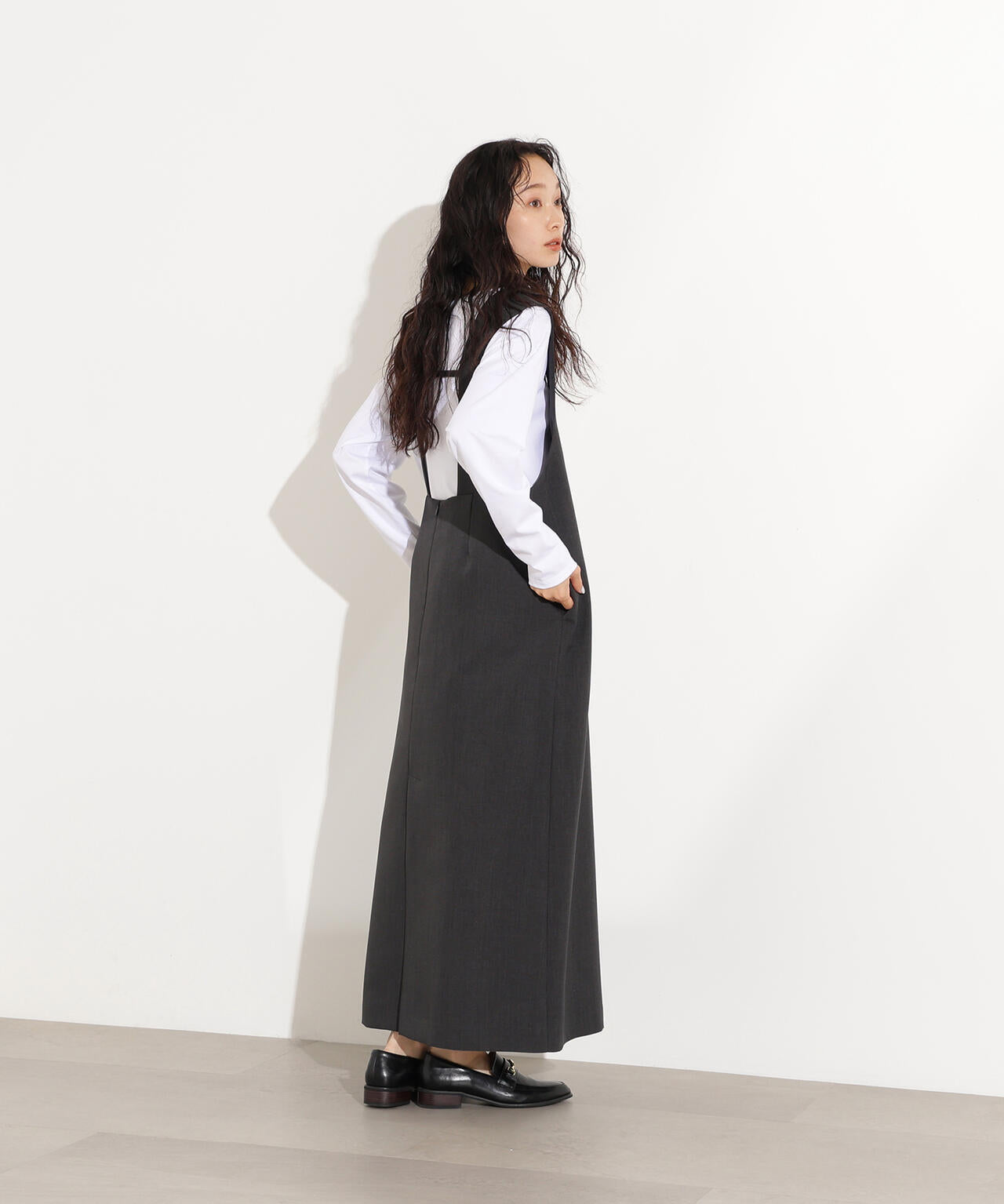 Uネックナロージャンスカ