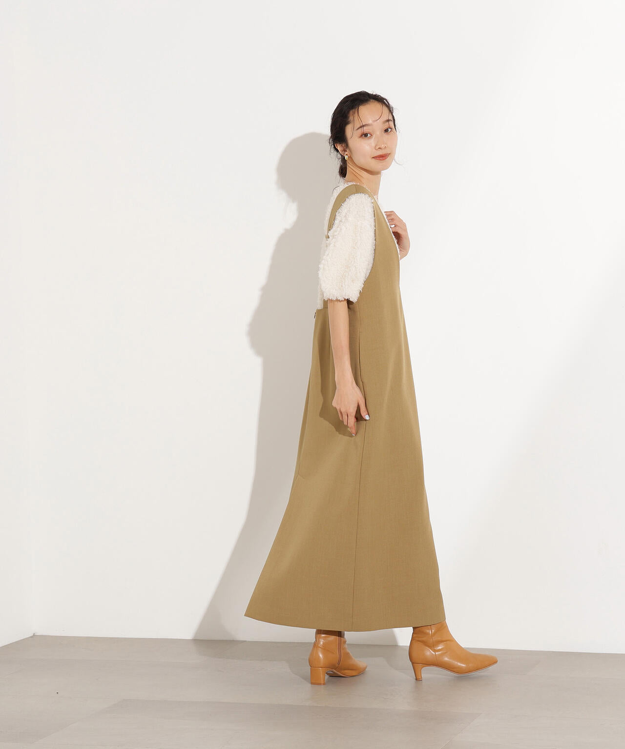 Uネックナロージャンスカ