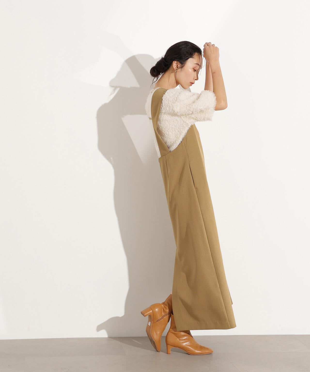 Uネックナロージャンスカ