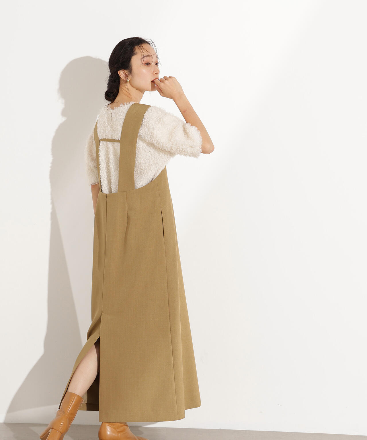 Uネックナロージャンスカ