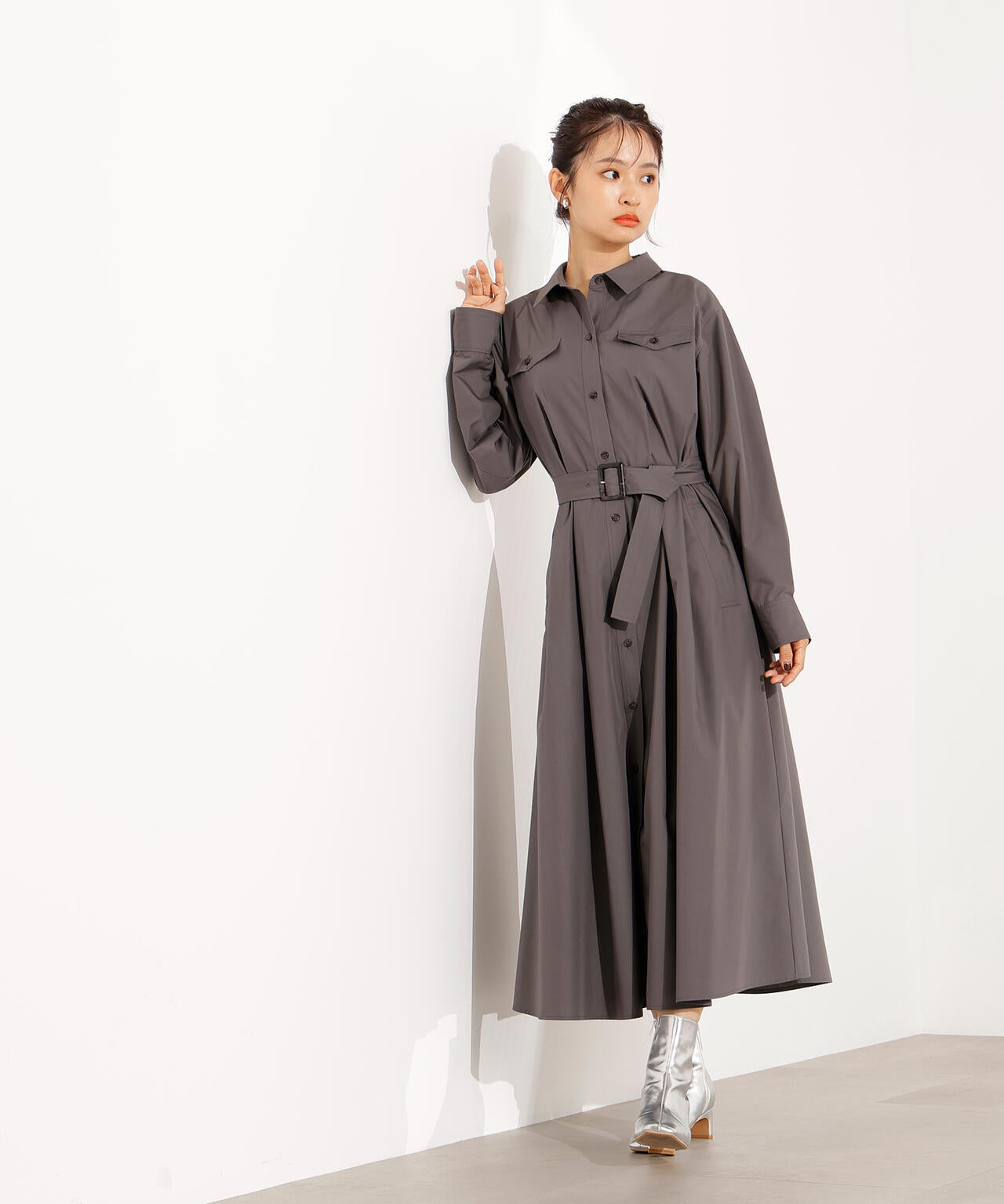 タック入りシャツワンピース