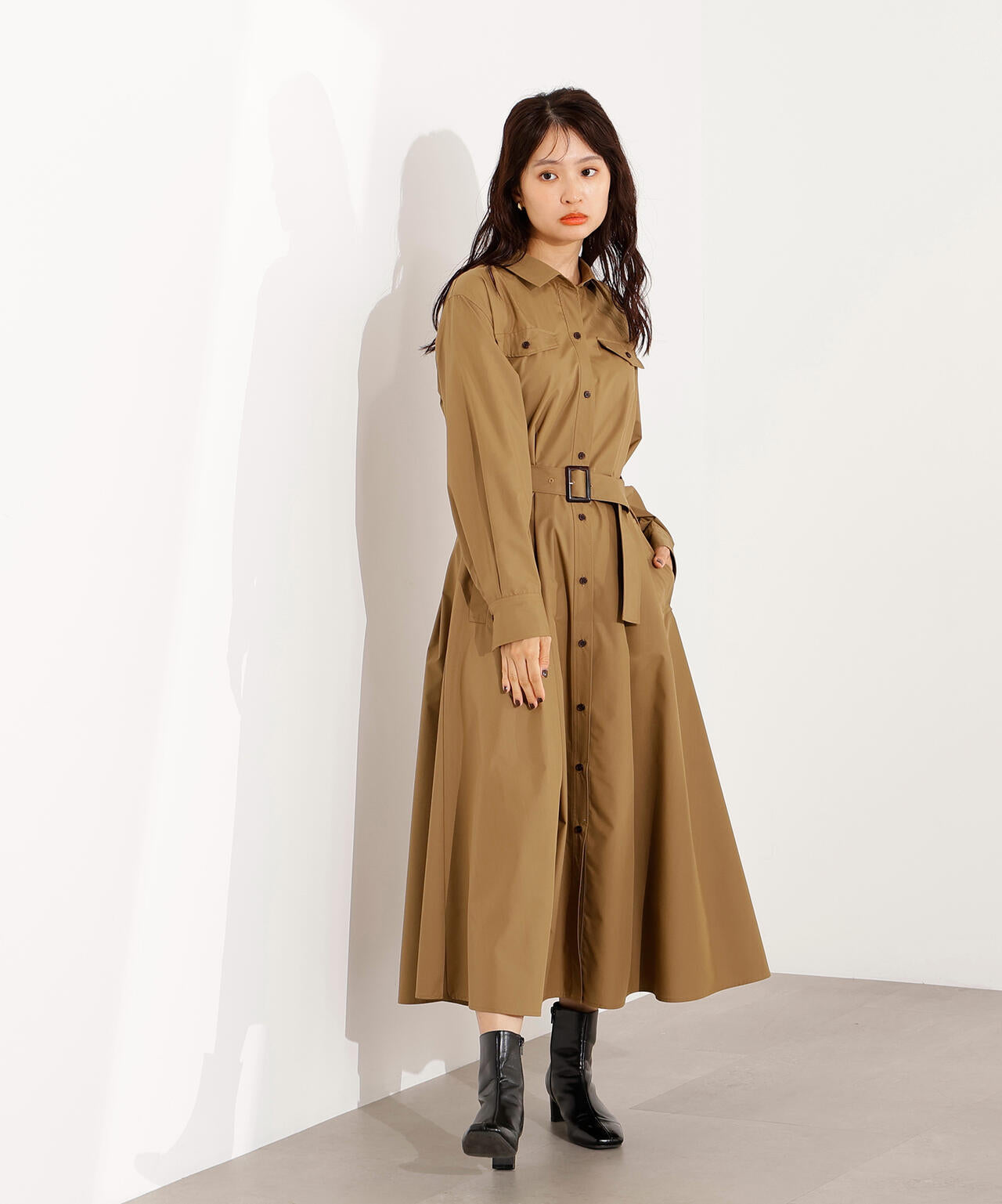 タック入りシャツワンピース