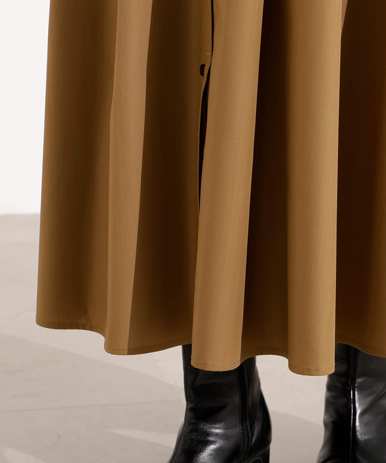 タック入りシャツワンピース