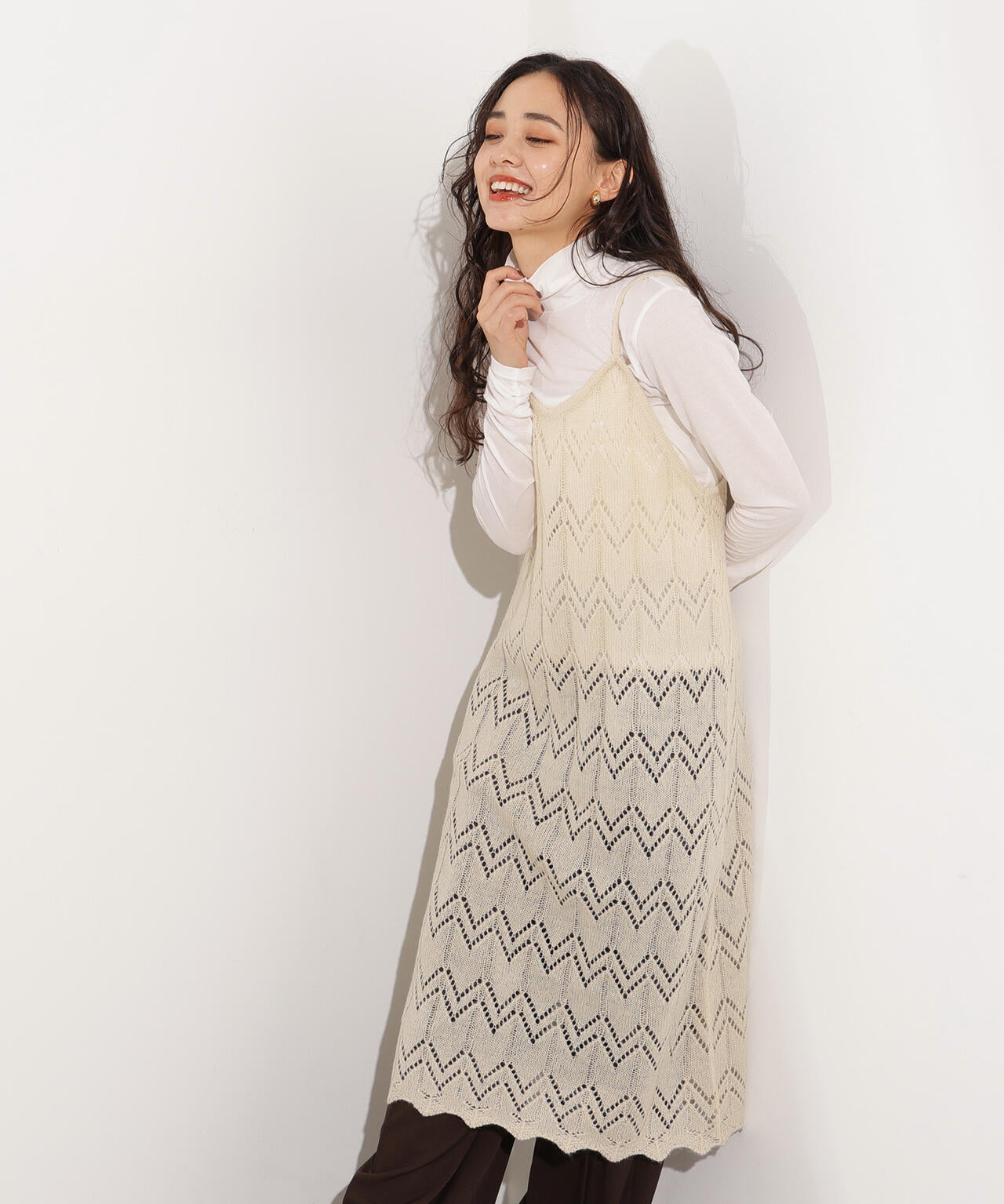 岸本セシルさん着用】透かし編みニットキャミワンピース | N