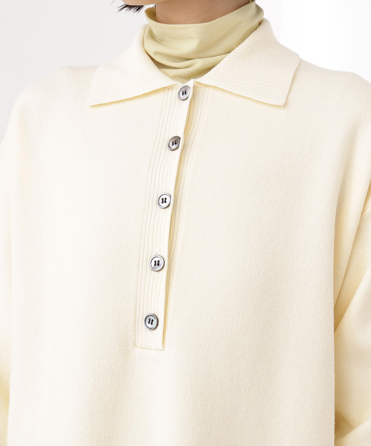 スキッパーネックニットワンピース