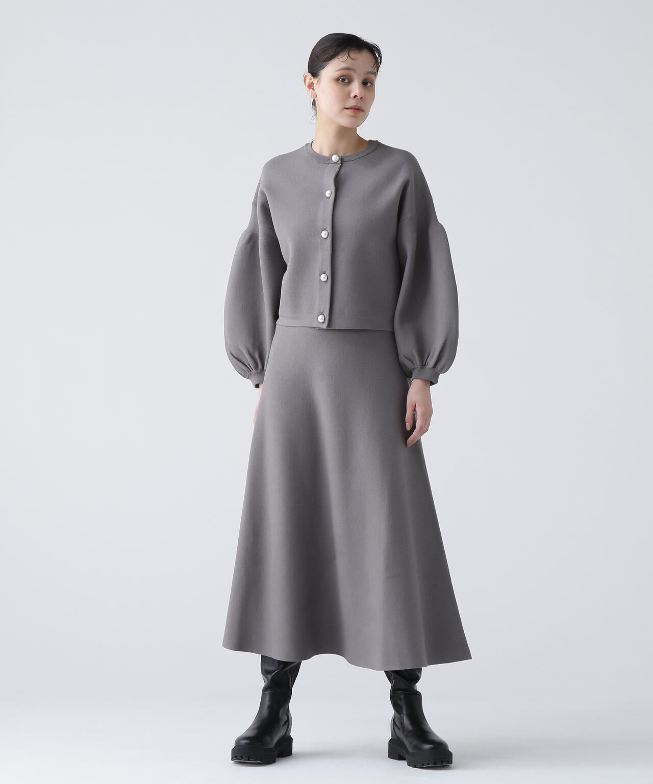 【瞬間コーデ】洗える楽ちんキレイ見え2WAYパールボタンニットアップ