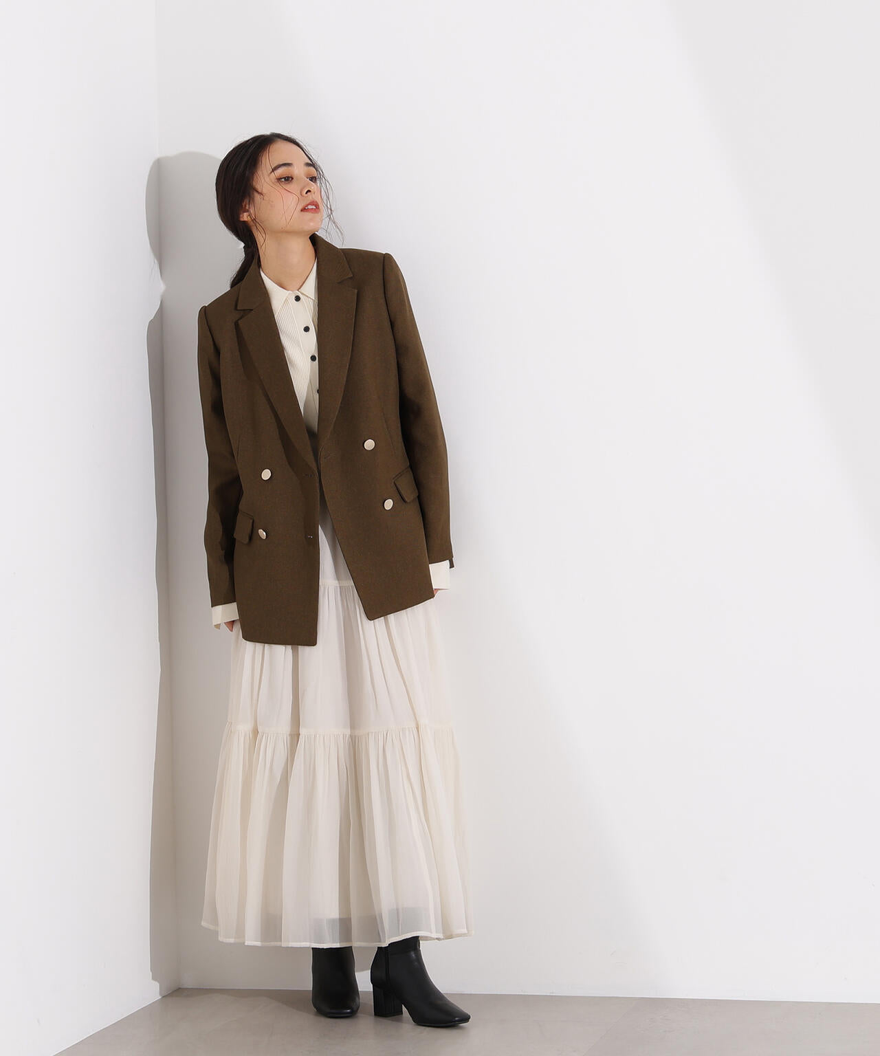 岸本セシルさん着用】ダブルブレストテーラードジャケット | N