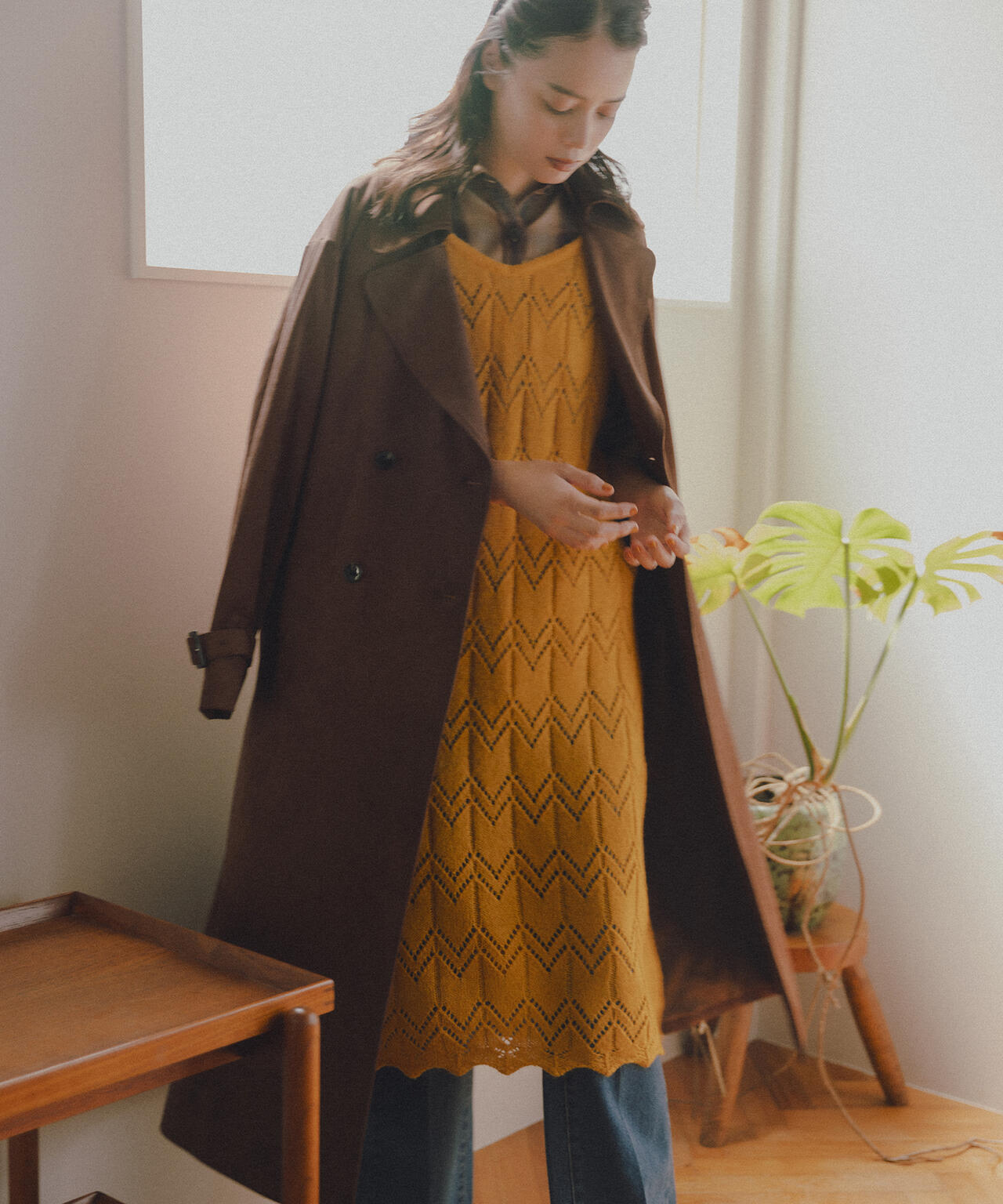 岸本セシルさん着用】フェイクスウェードロングトレンチコート | N