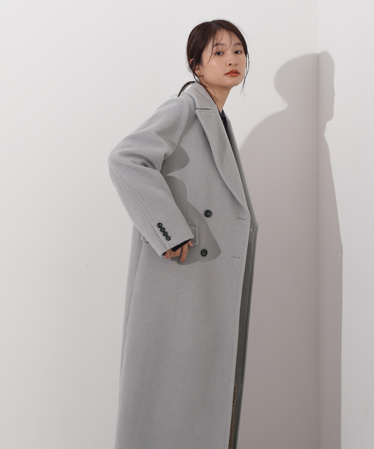 ナチュラルビューティーベーシック　ロングコート　チェスターコート　B880 NATURAL BEAUTY BASIC コート チェスターコート テーラーベルテッド