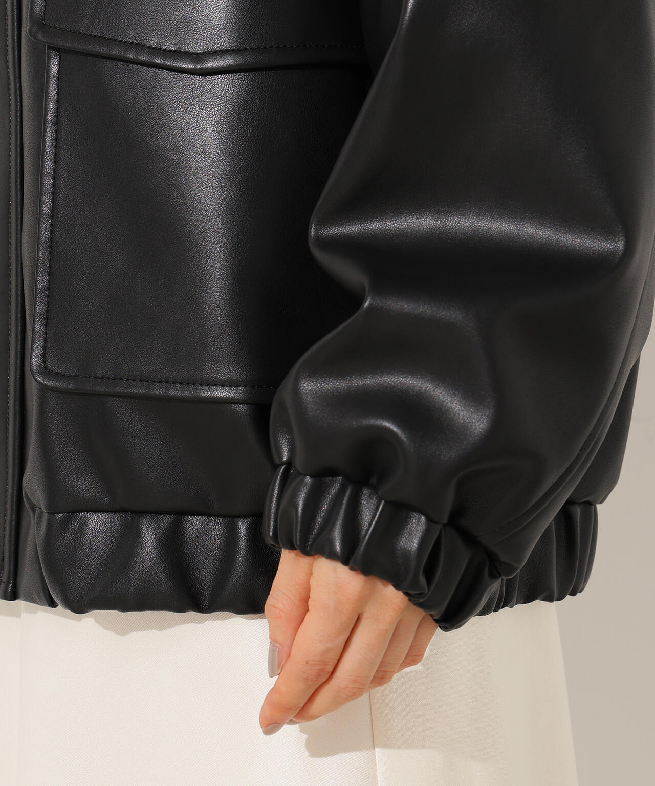 フェイクレザーステンカラーブルゾン