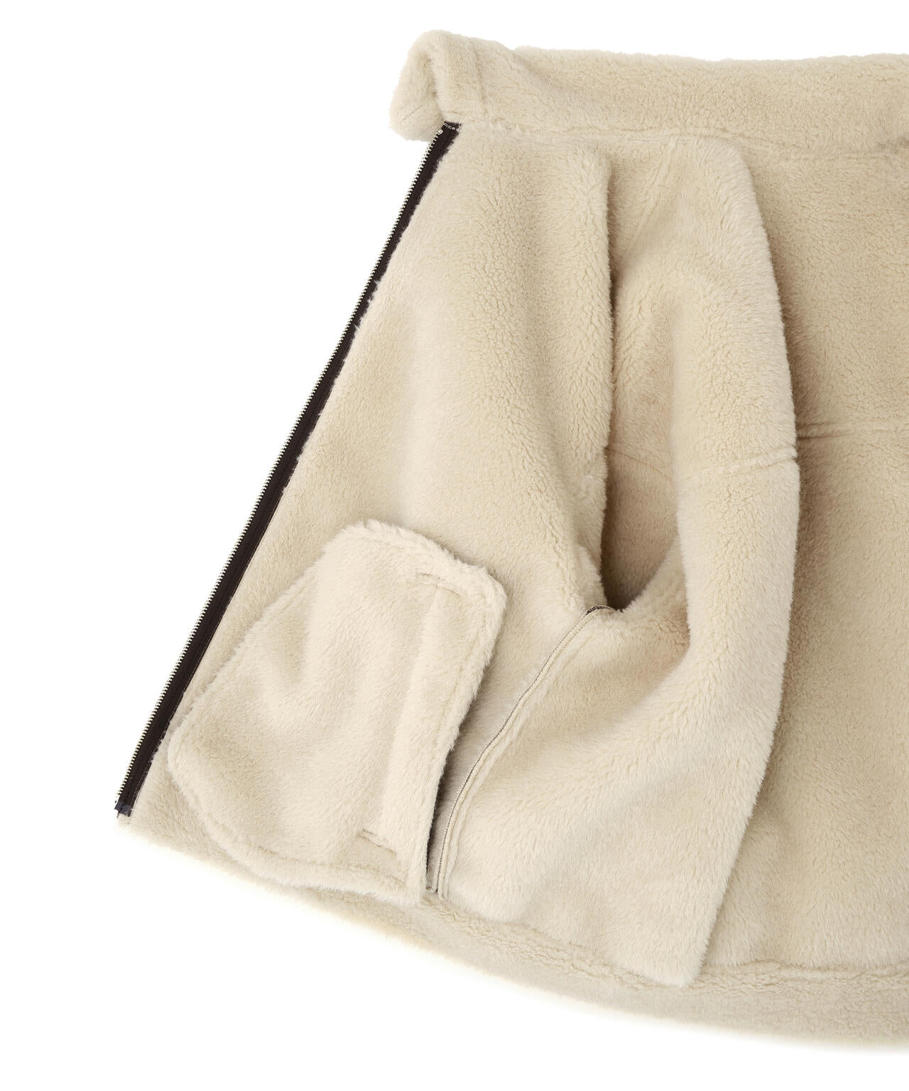 【岸本セシルさん着用】フェイクムートンボアブルゾン