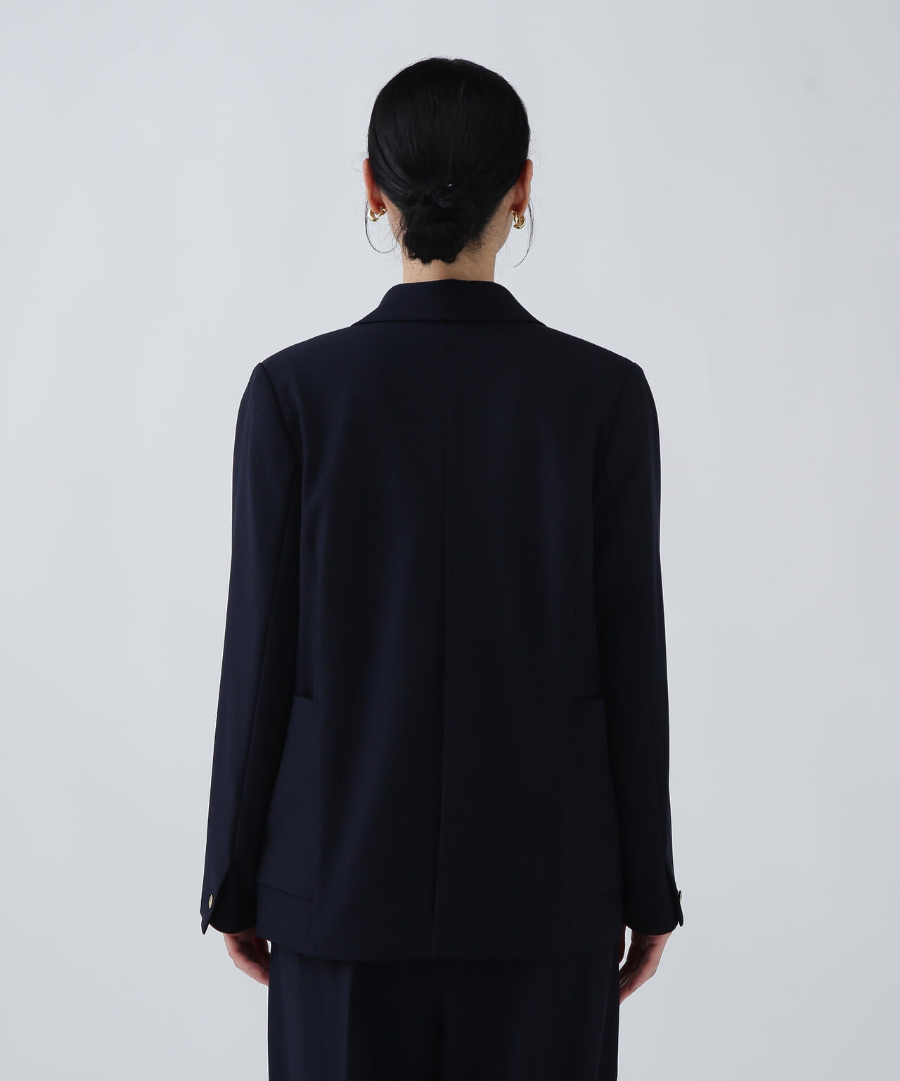 【365ユーティリティー】丸めて持ち運べる多機能忍ばせストレッチギャバテーラードジャケット