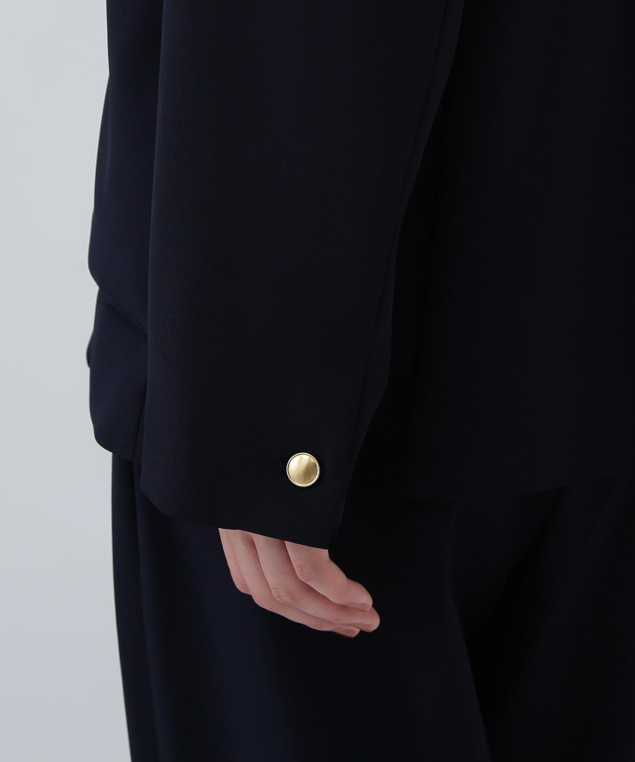 【365ユーティリティー】丸めて持ち運べる多機能忍ばせストレッチギャバテーラードジャケット