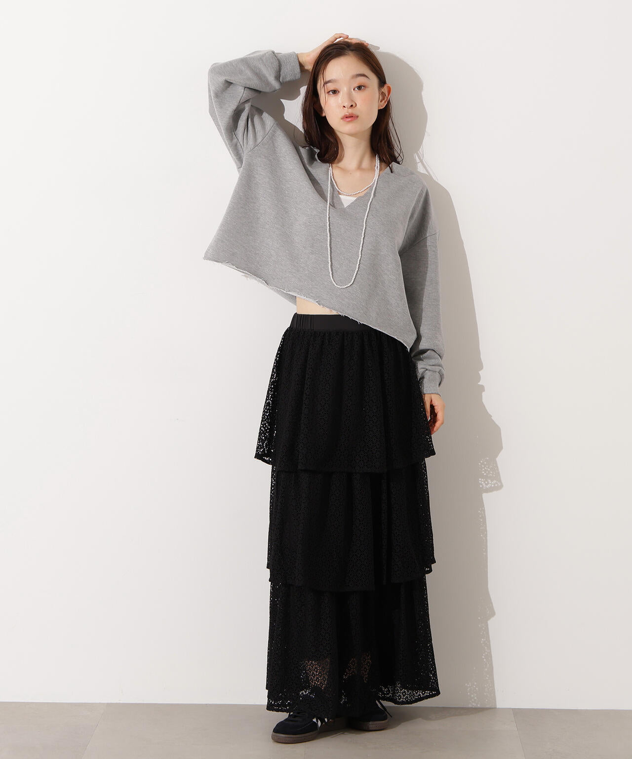 【小室安未さん着用】Vネックスウェットプルオーバー