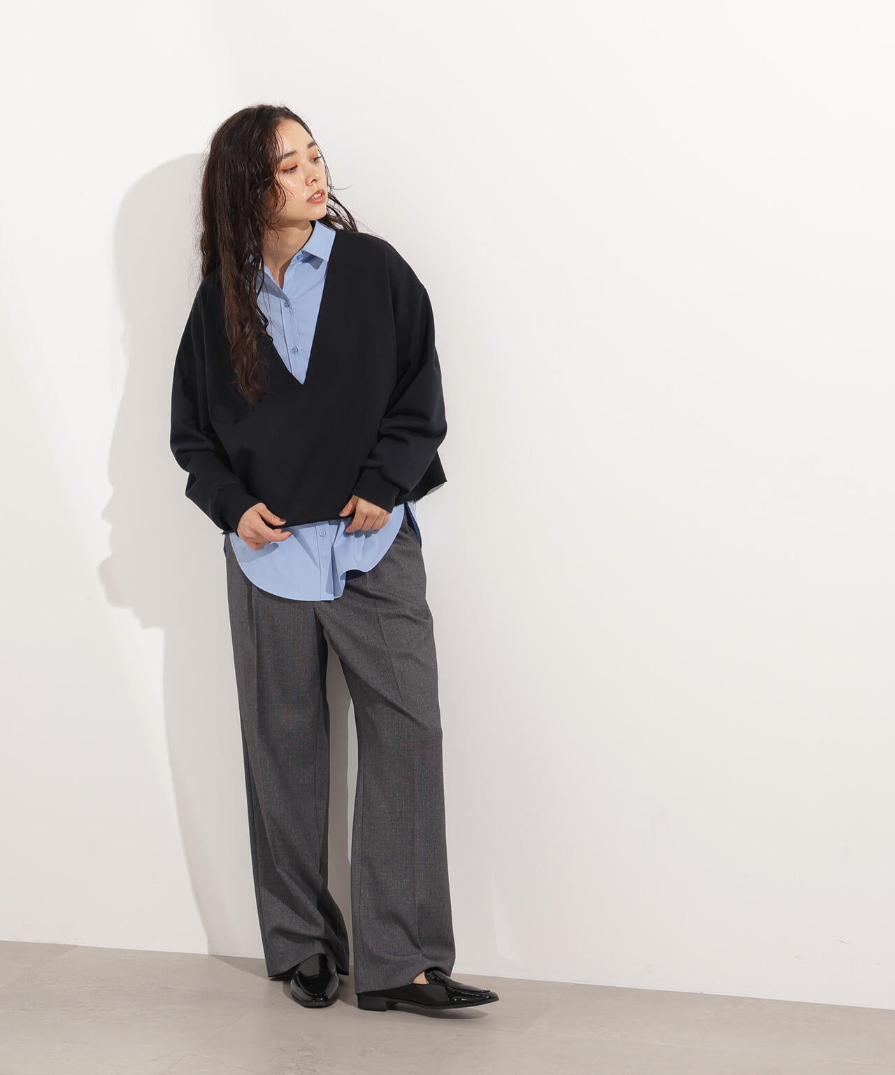 【小室安未さん着用】Vネックスウェットプルオーバー