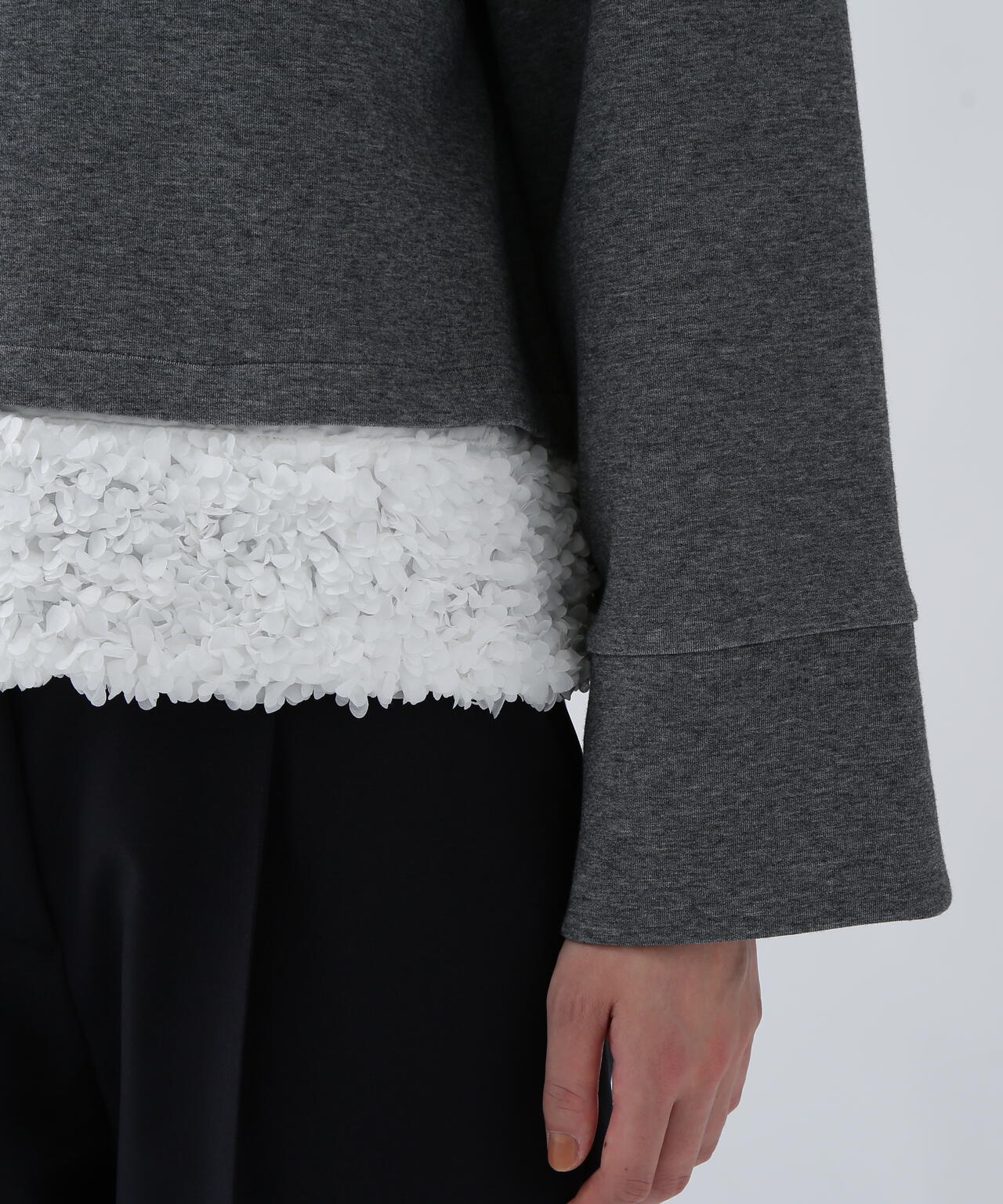 ナパピリ❤️プルーオーバ❤️ 好きを着て気分が高まる】甘さを着替える2WAYダンボールプルオーバー