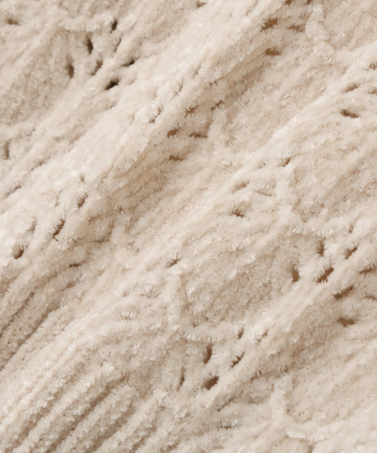 モールアイレットニット