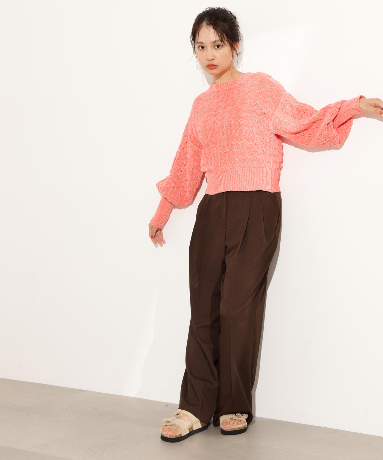 モールアイレットニット