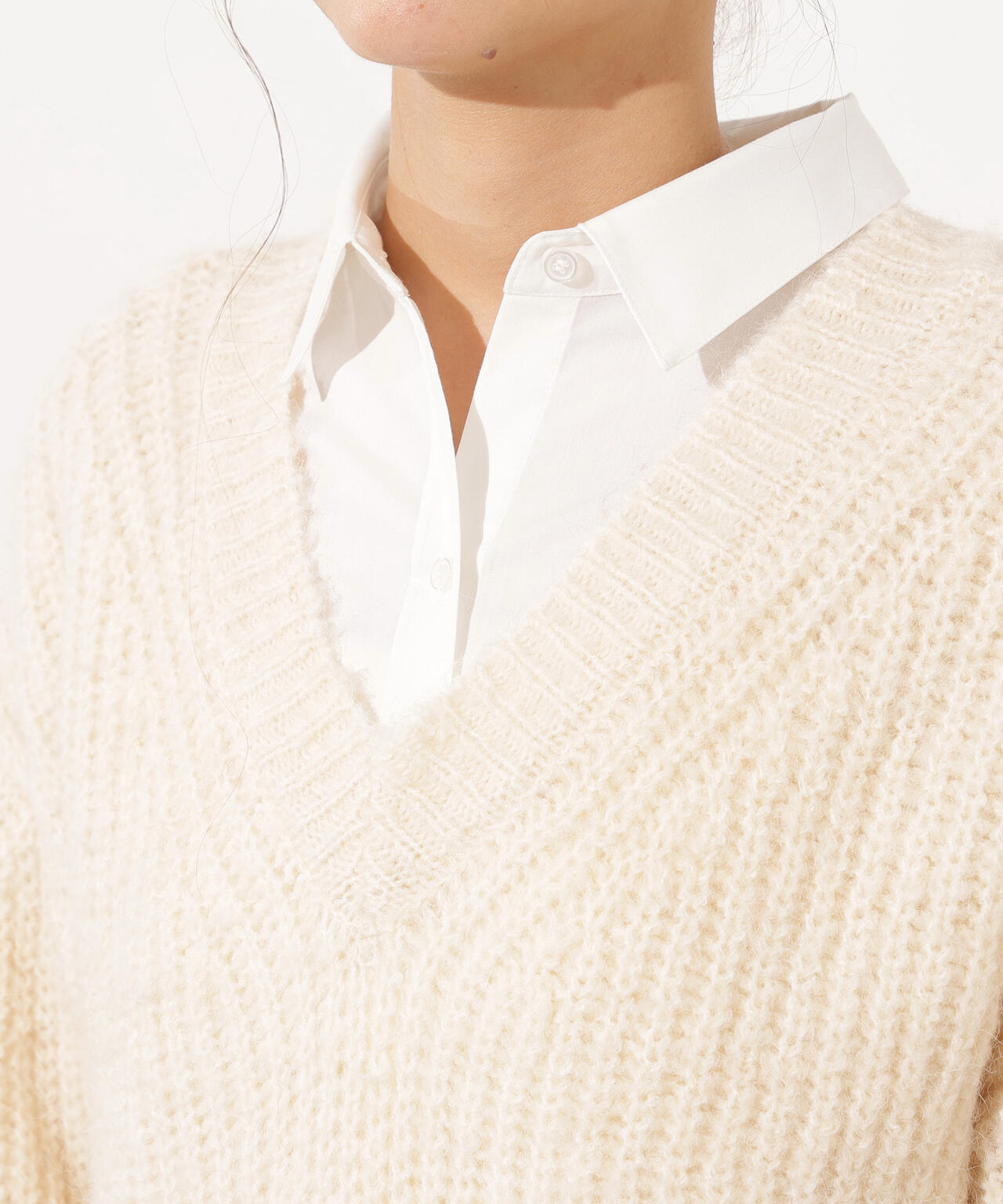 【岸本セシルさん着用】Vネックオーバーニット