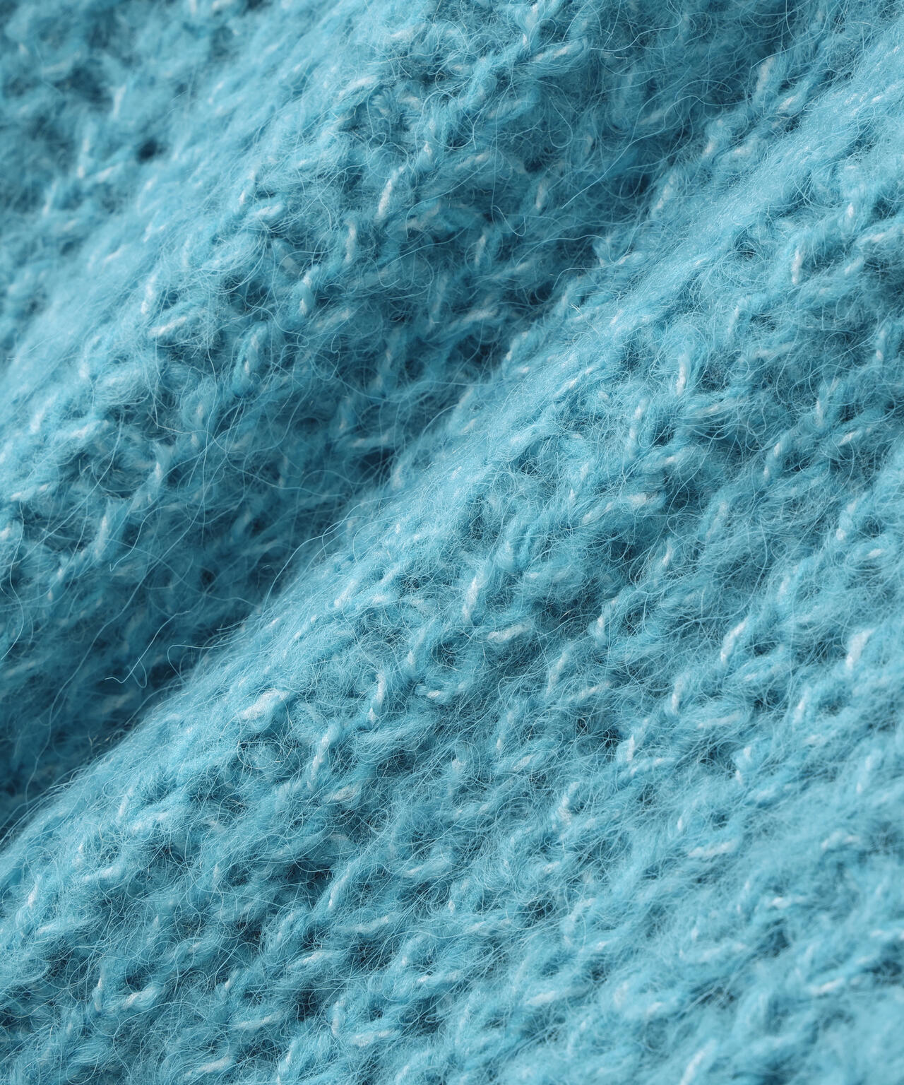 【岸本セシルさん着用】Vネックオーバーニット