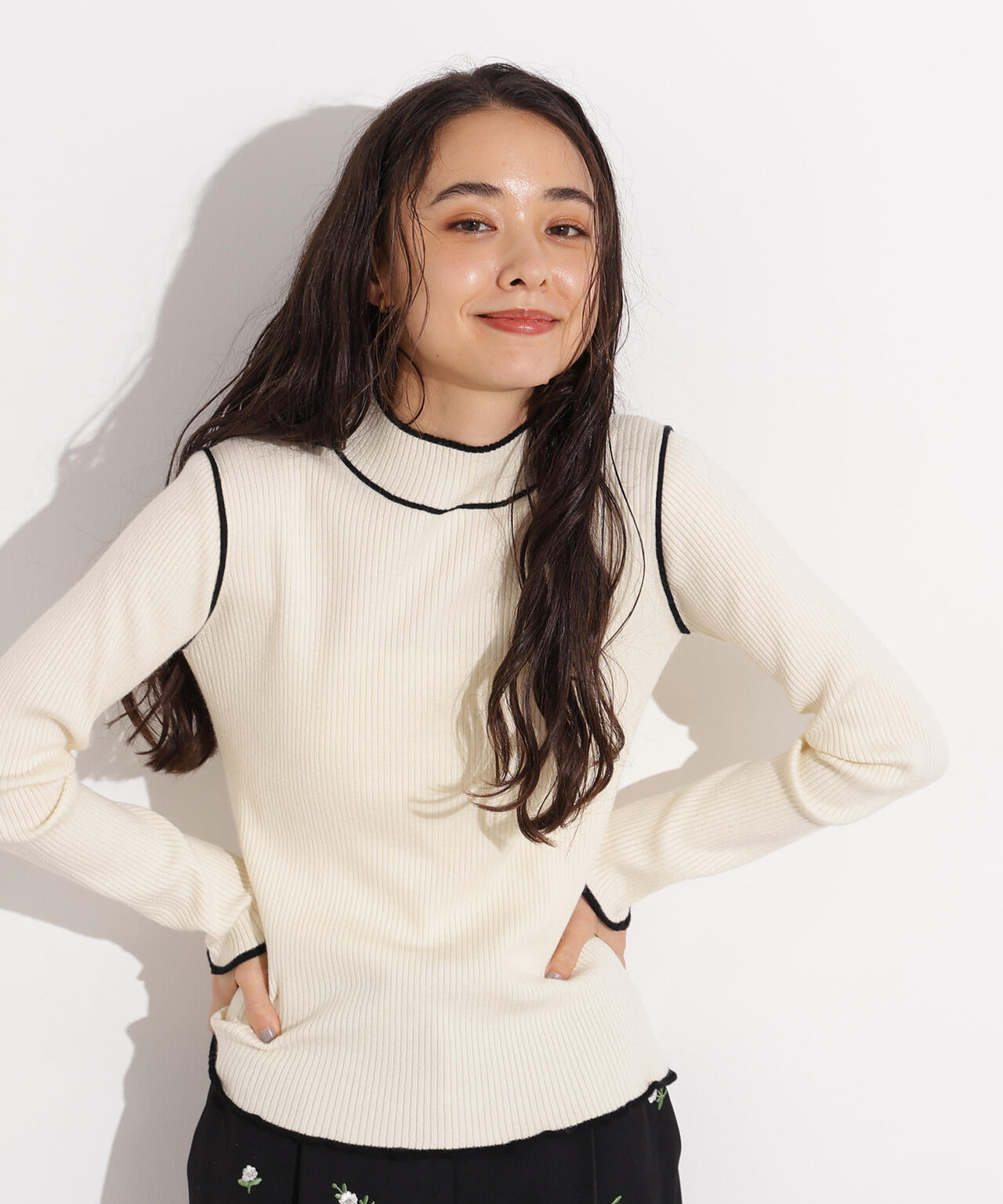 岸本セシルさん着用】ラインモックネックニット | N. Natural Beauty