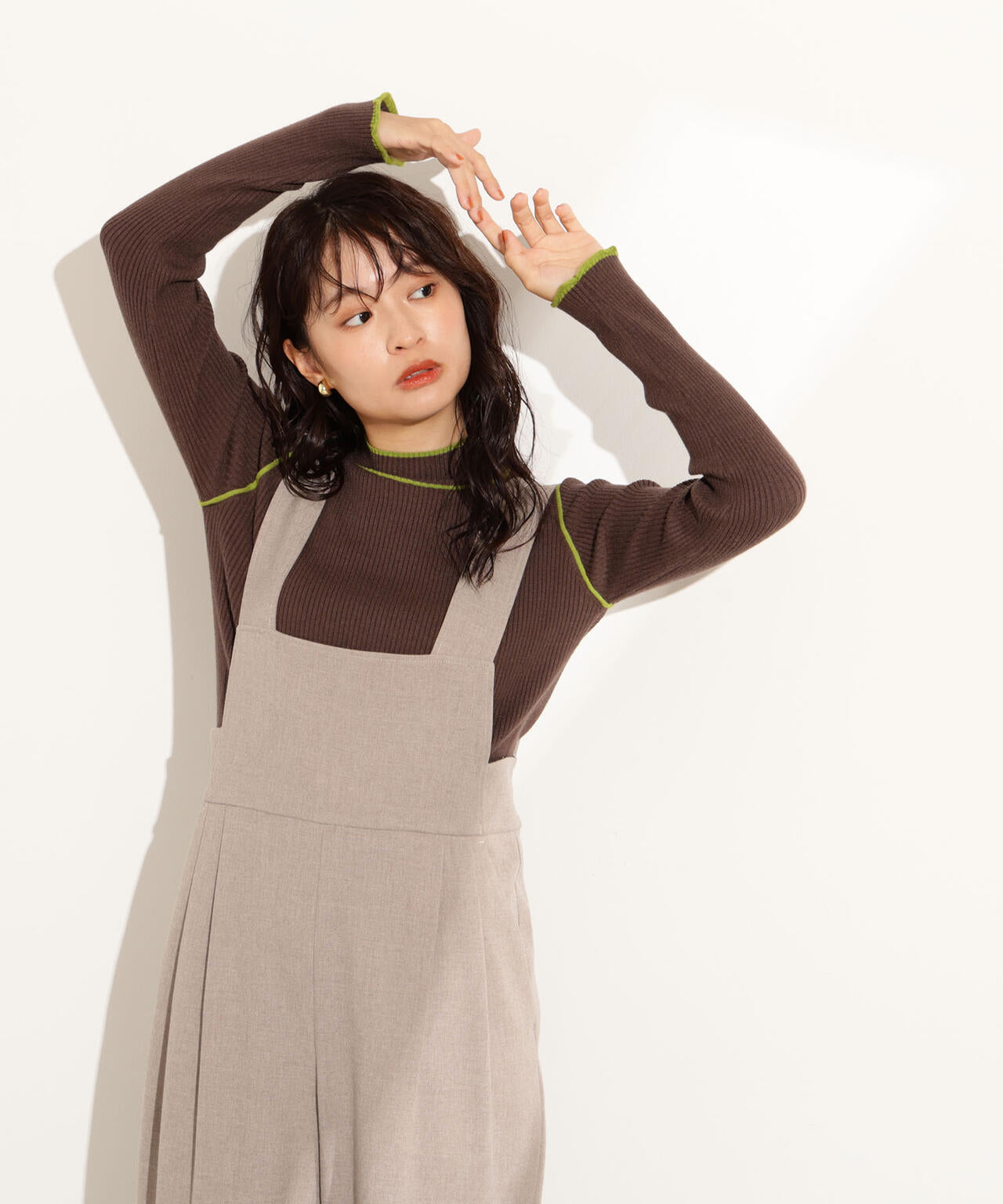 【岸本セシルさん着用】ラインモックネックニット