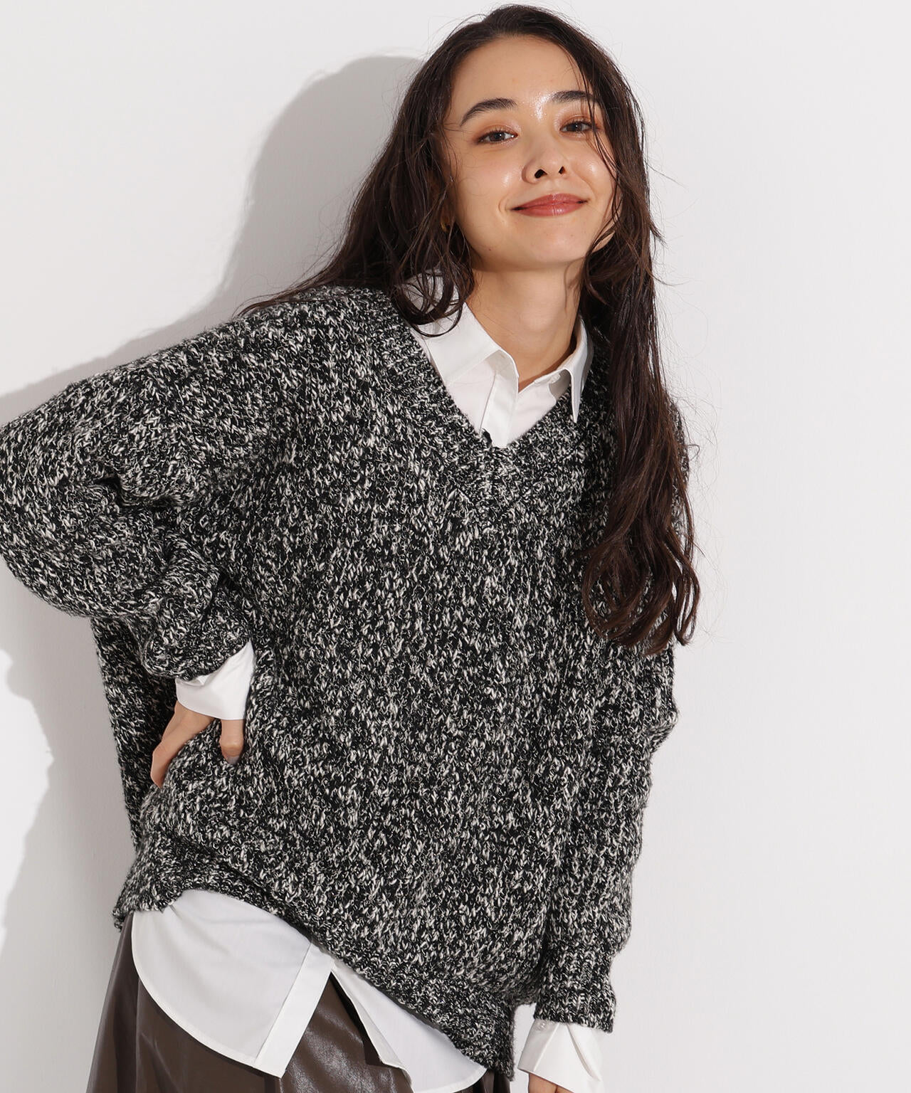 【岸本セシルさん着用】メランジVネックニット