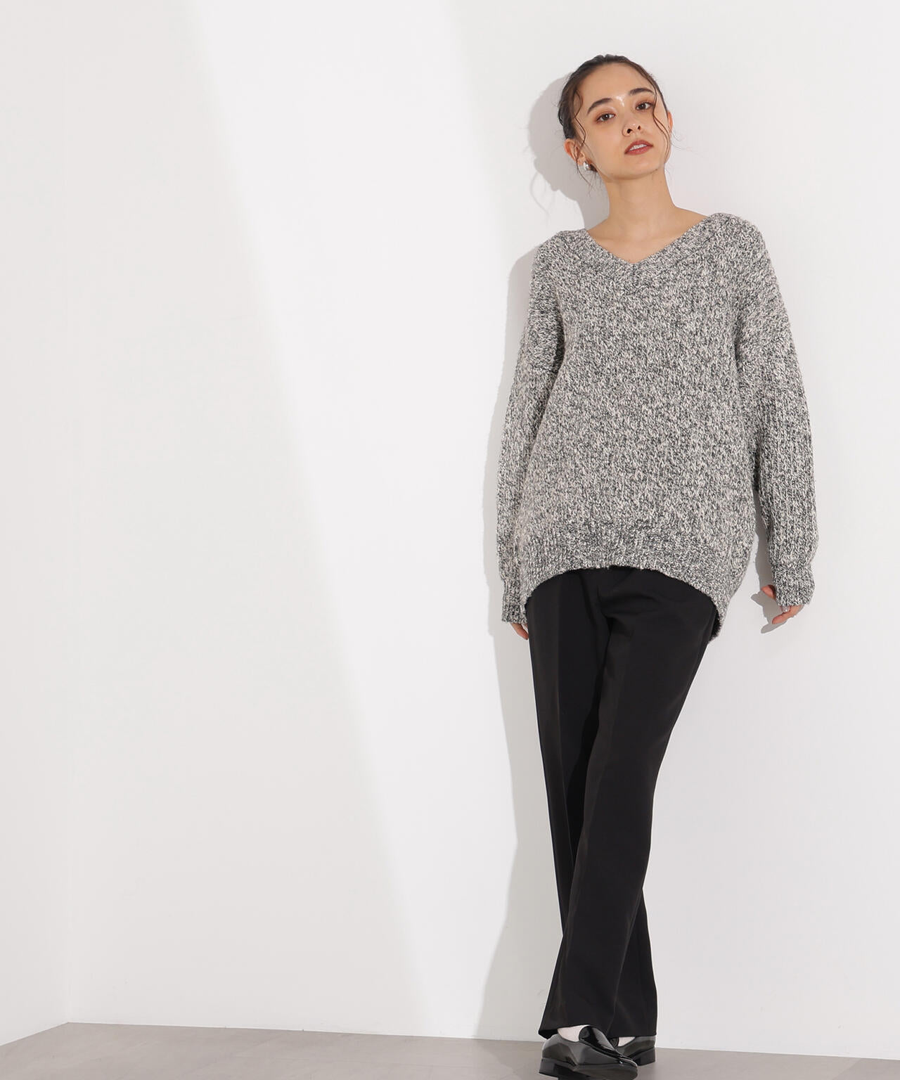 【岸本セシルさん着用】メランジVネックニット