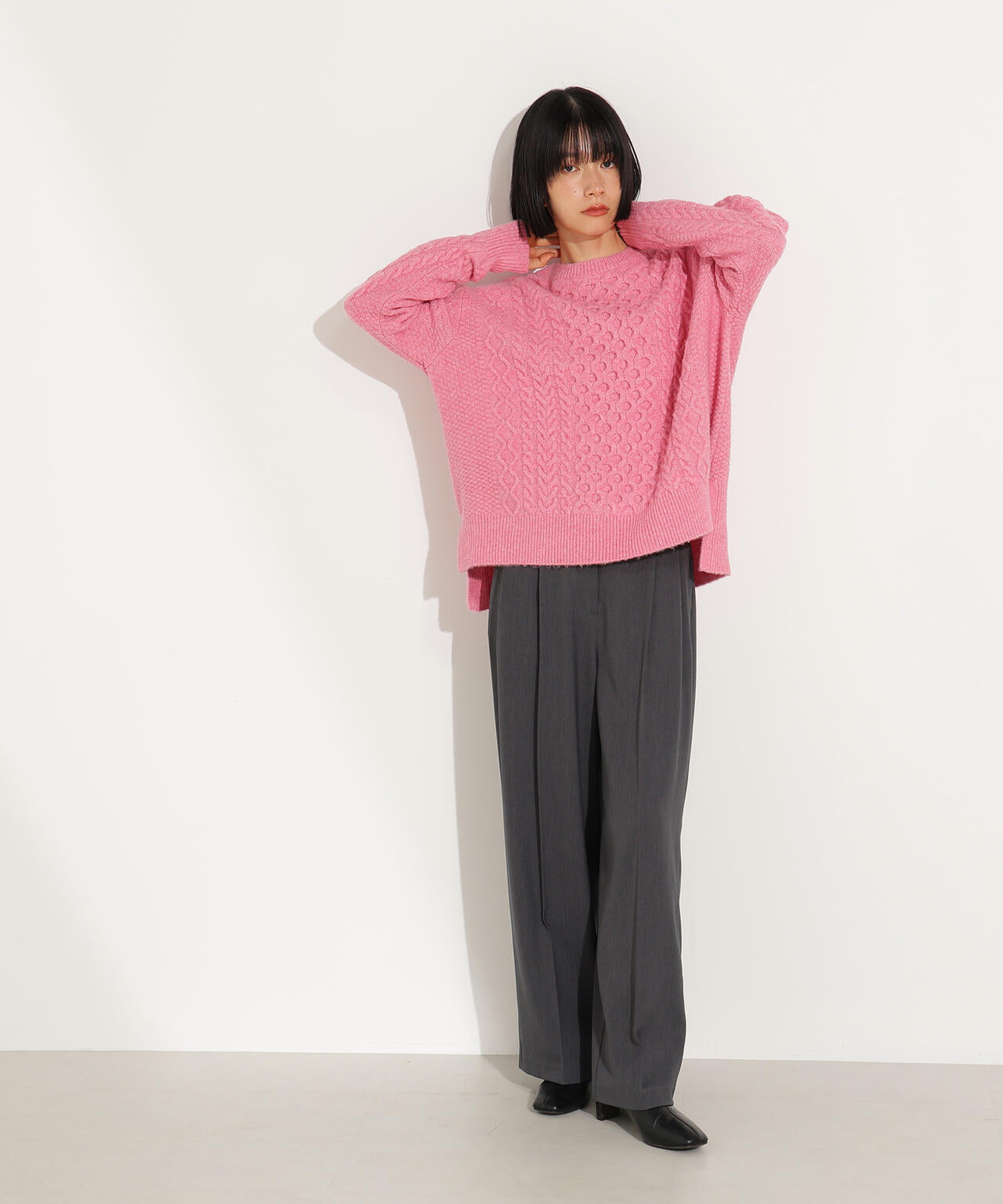 ベーシックケーブルニット