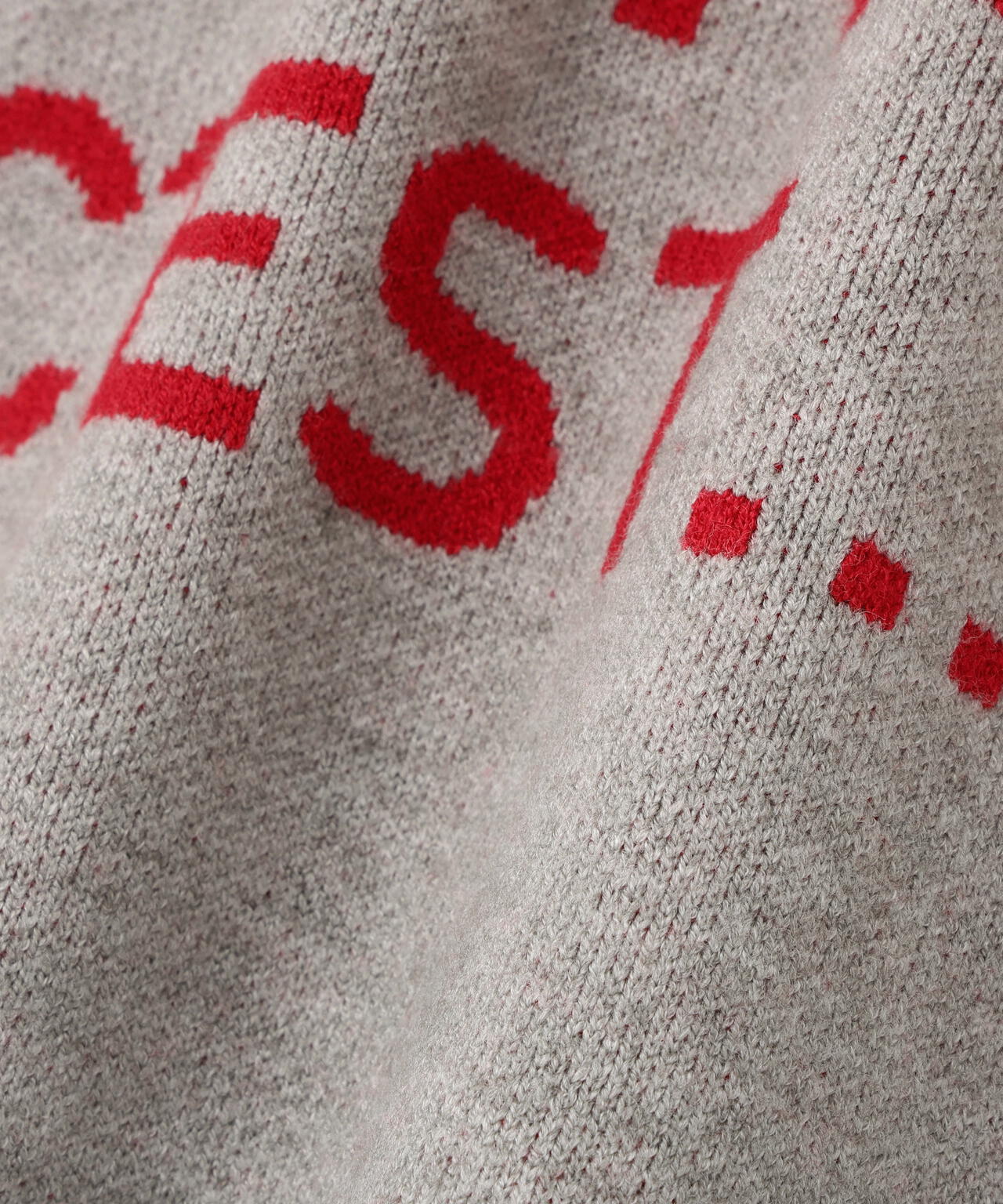 フレンチロゴジャガードニット