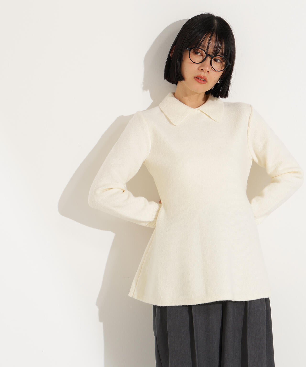 Jenny着用 Bibiy.シルバーペプラムニット 大人可愛い【ペプラムニット】を指名買い！ 体型カバーしつつ美脚見せ