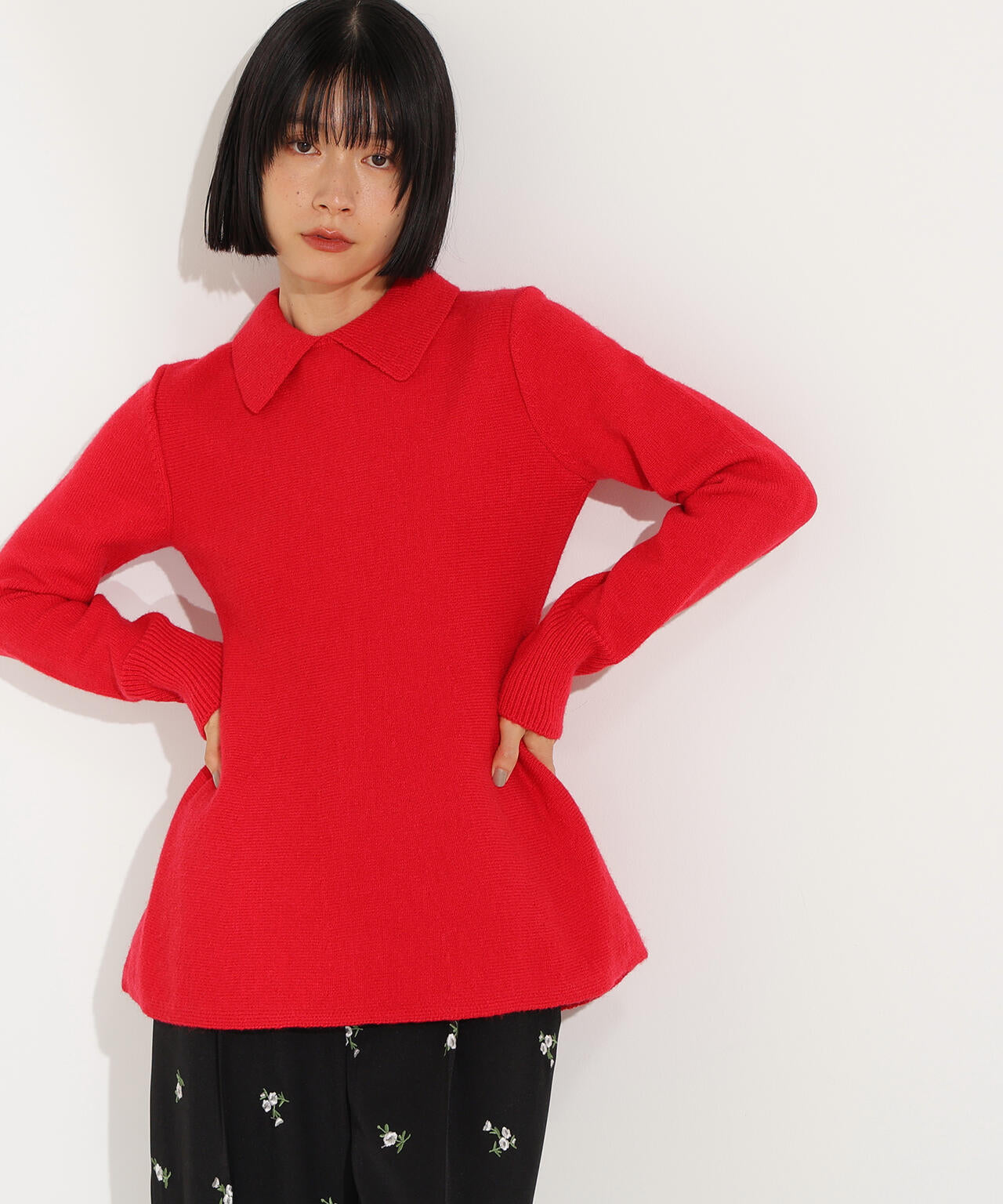 襟付きペプラムニット