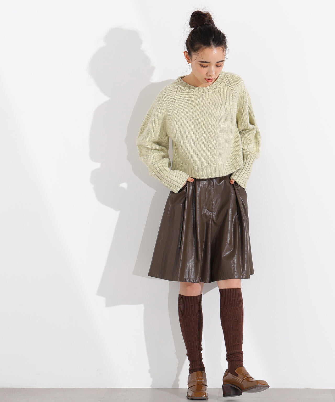 ミドルゲージフォルムニット