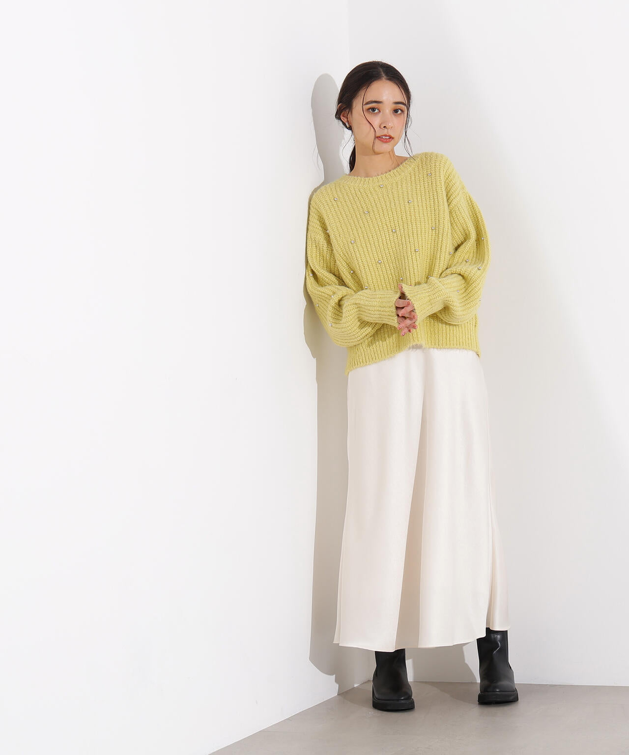 スタッズ畦ニット