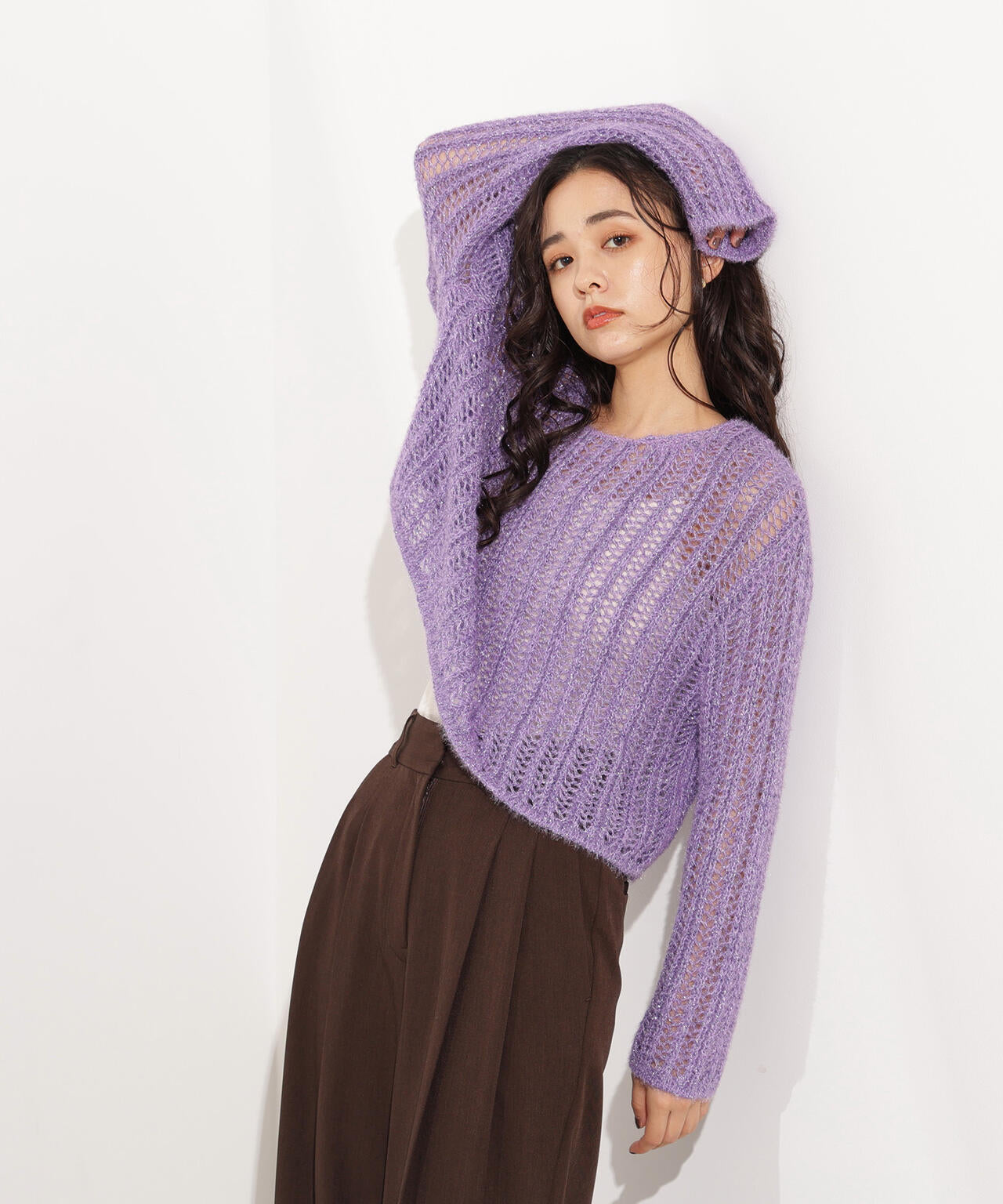 【小室安未さん着用】クロップド透かし編みニット