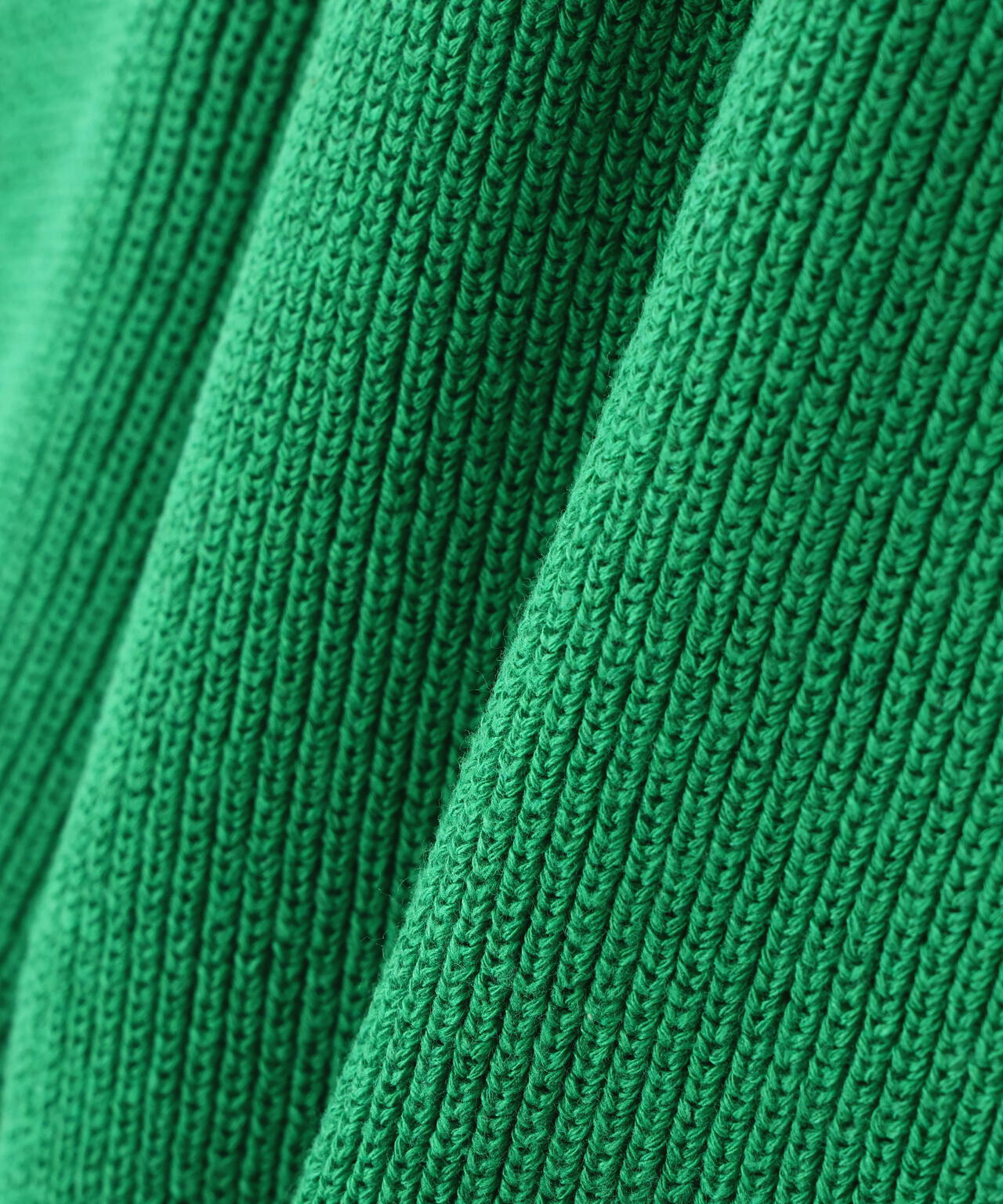 【岸本セシルさん着用】Vネックフォルムカーディガン