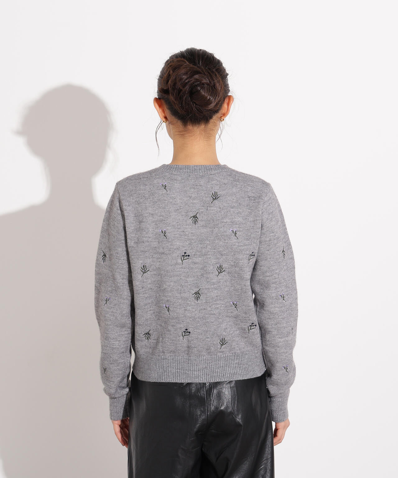 Rene フラワー刺繍カーディガン パール ブラック 36 Rene フラワー刺繍